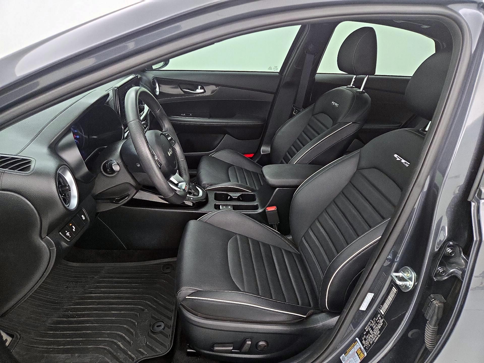 Thumbnail: 2024 Kia Forte - 11