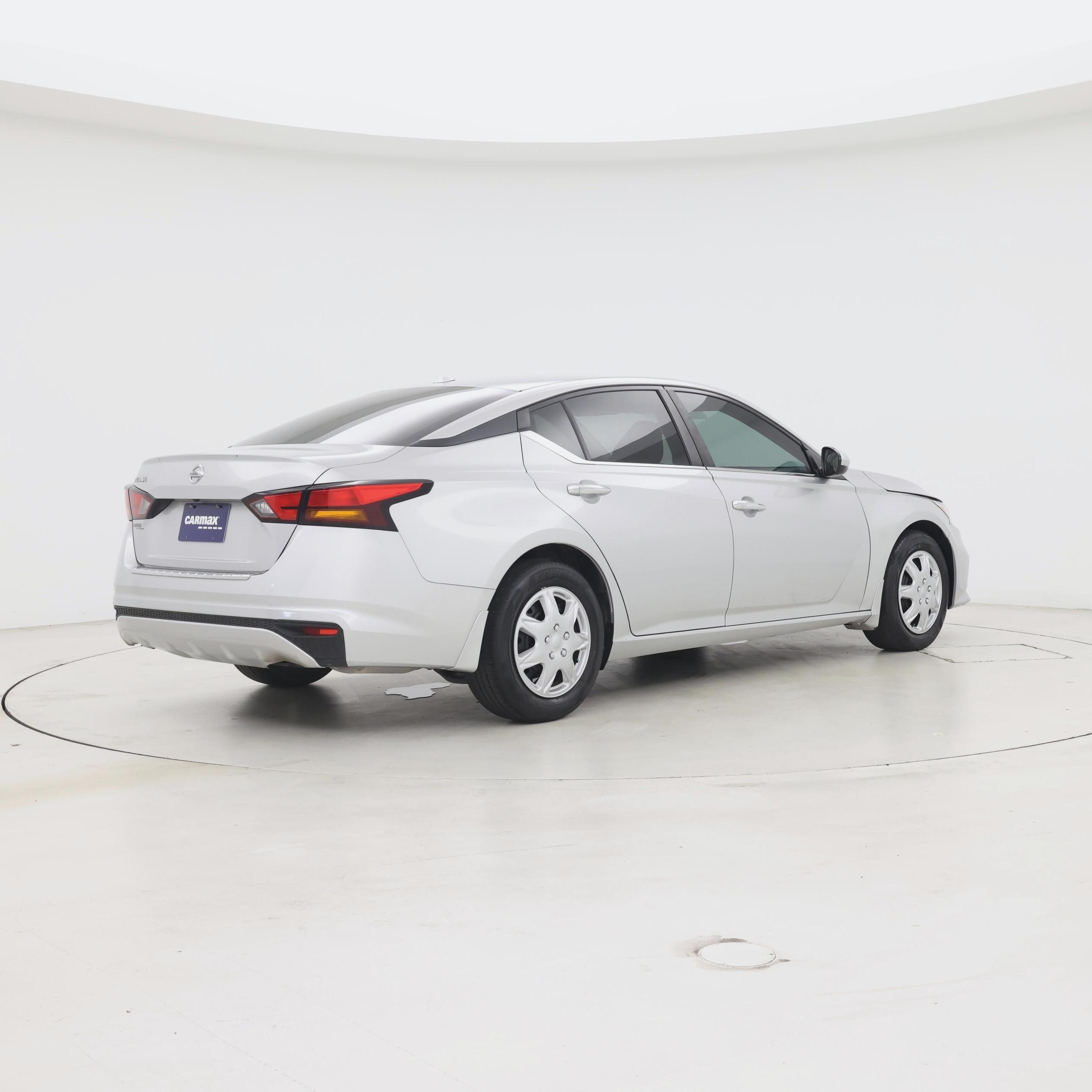 Thumbnail: 2020 Nissan Altima - 8
