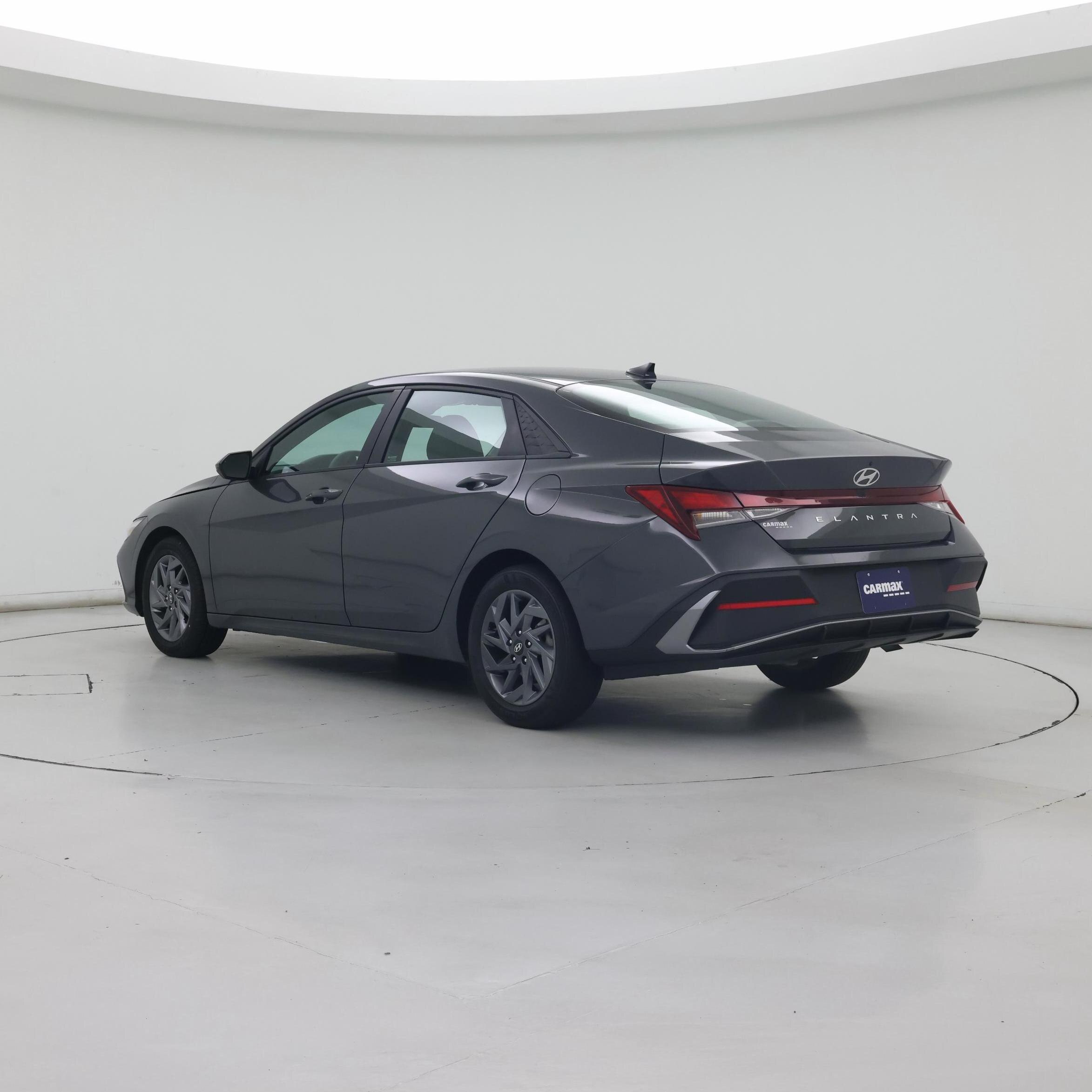 Thumbnail: 2024 Hyundai Elantra - 2