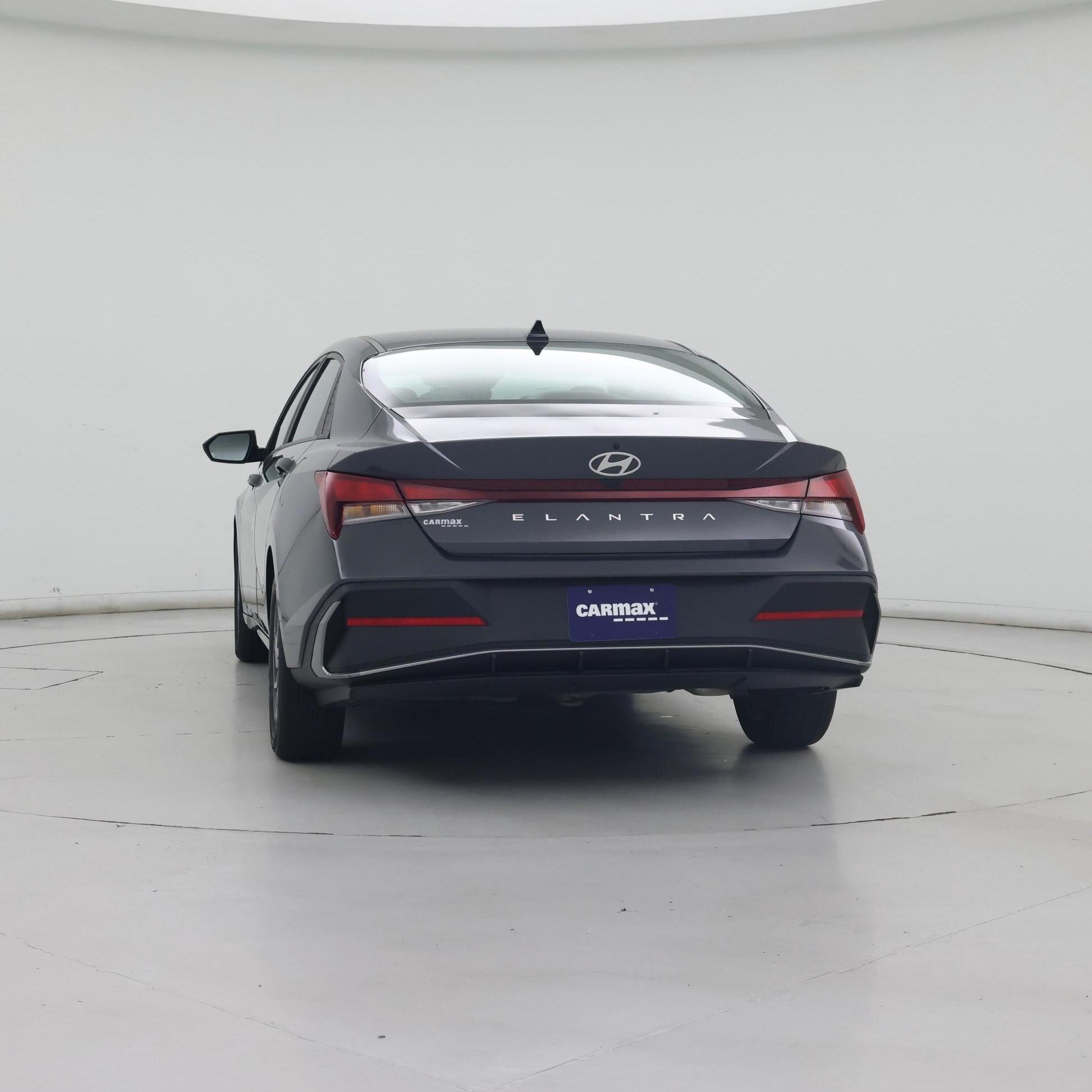 Thumbnail: 2024 Hyundai Elantra - 6