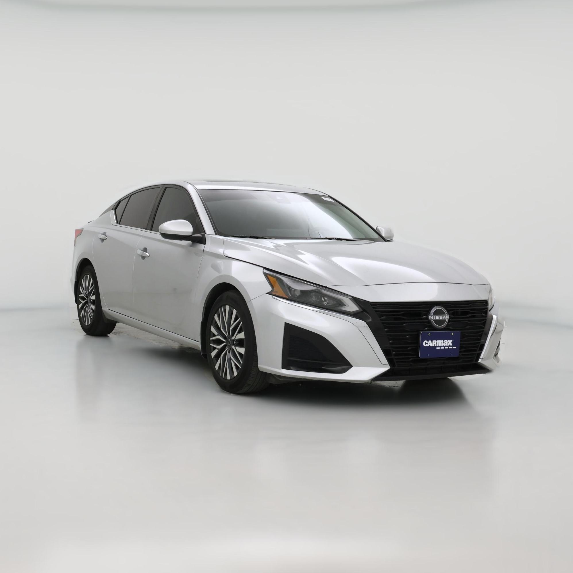 Thumbnail: 2023 Nissan Altima - 1