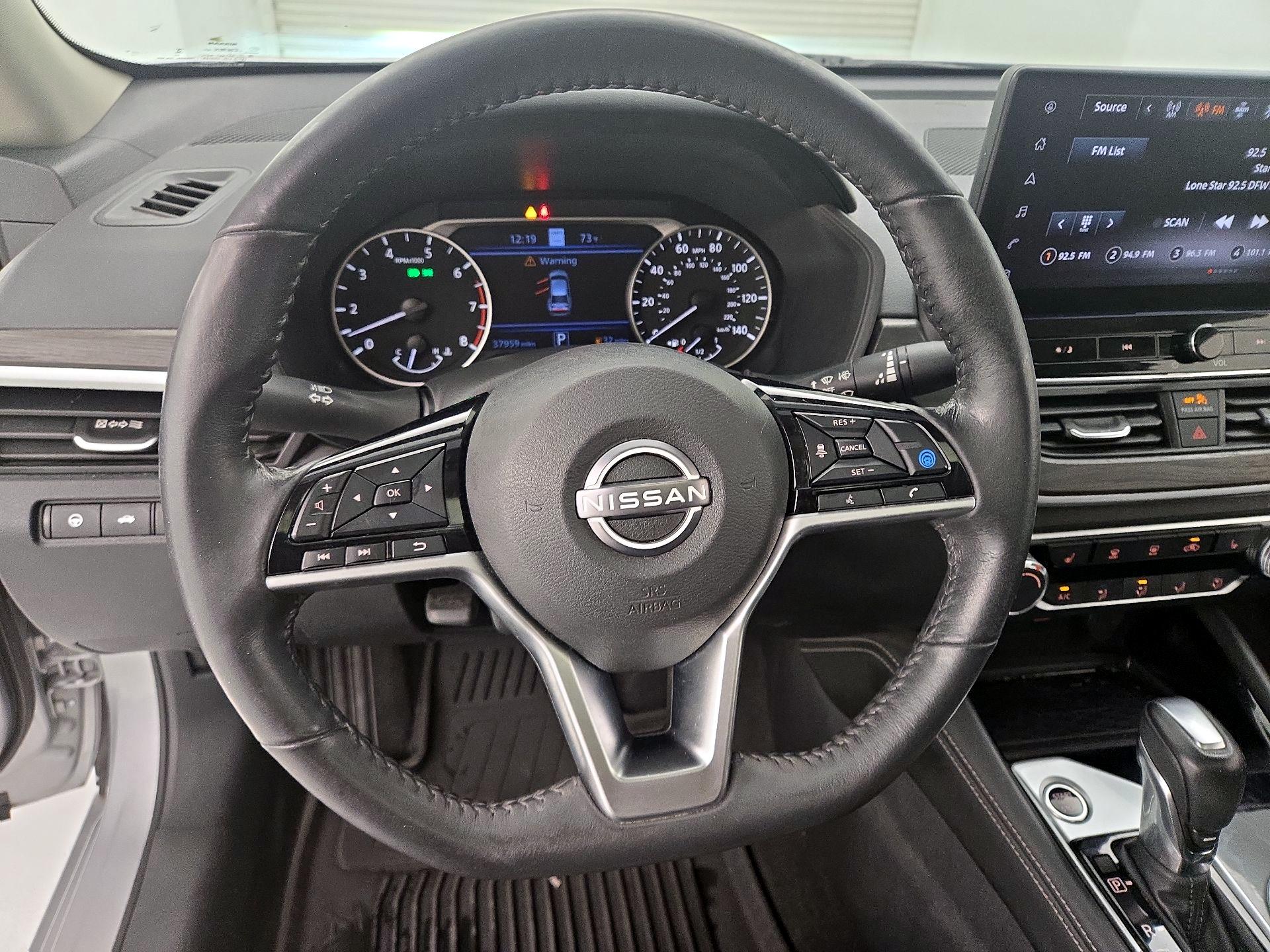 Thumbnail: 2023 Nissan Altima - 10