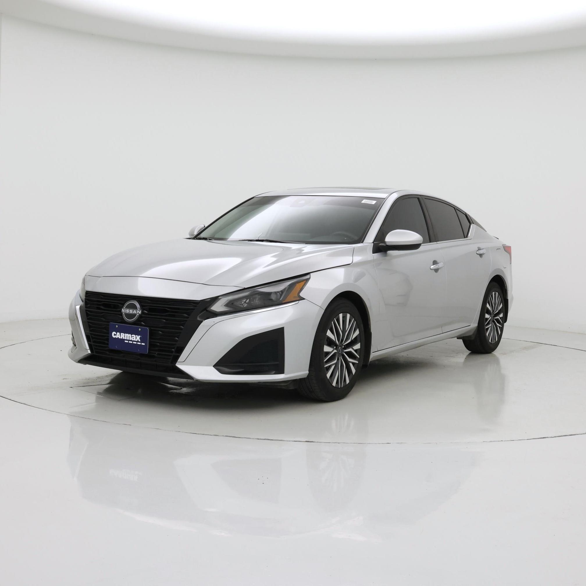 Thumbnail: 2023 Nissan Altima - 4