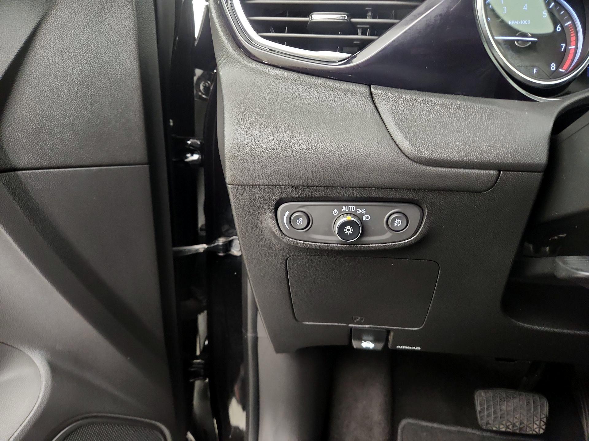 Thumbnail: 2022 Buick Encore GX - 13