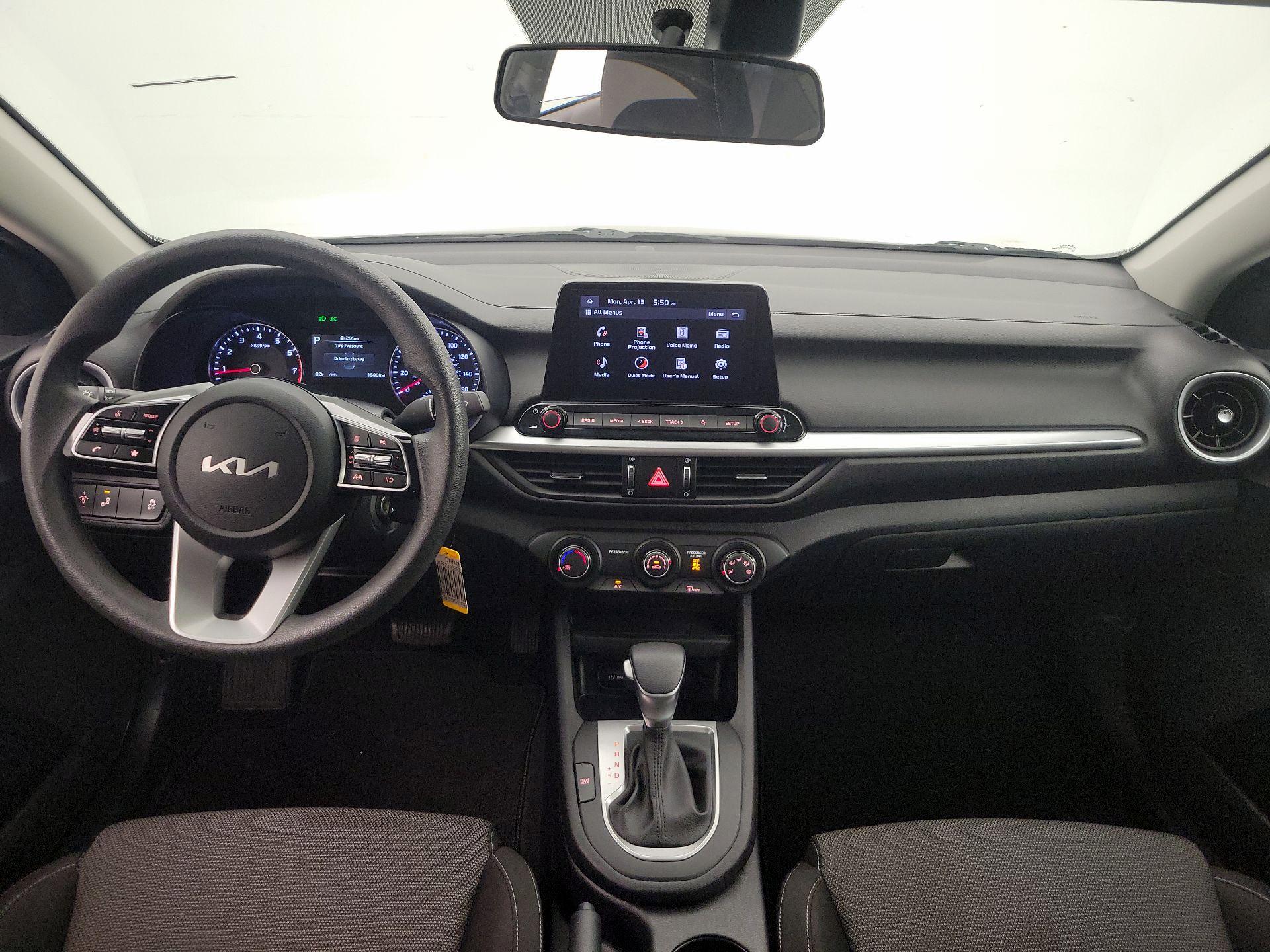 Thumbnail: 2024 Kia Forte - 9