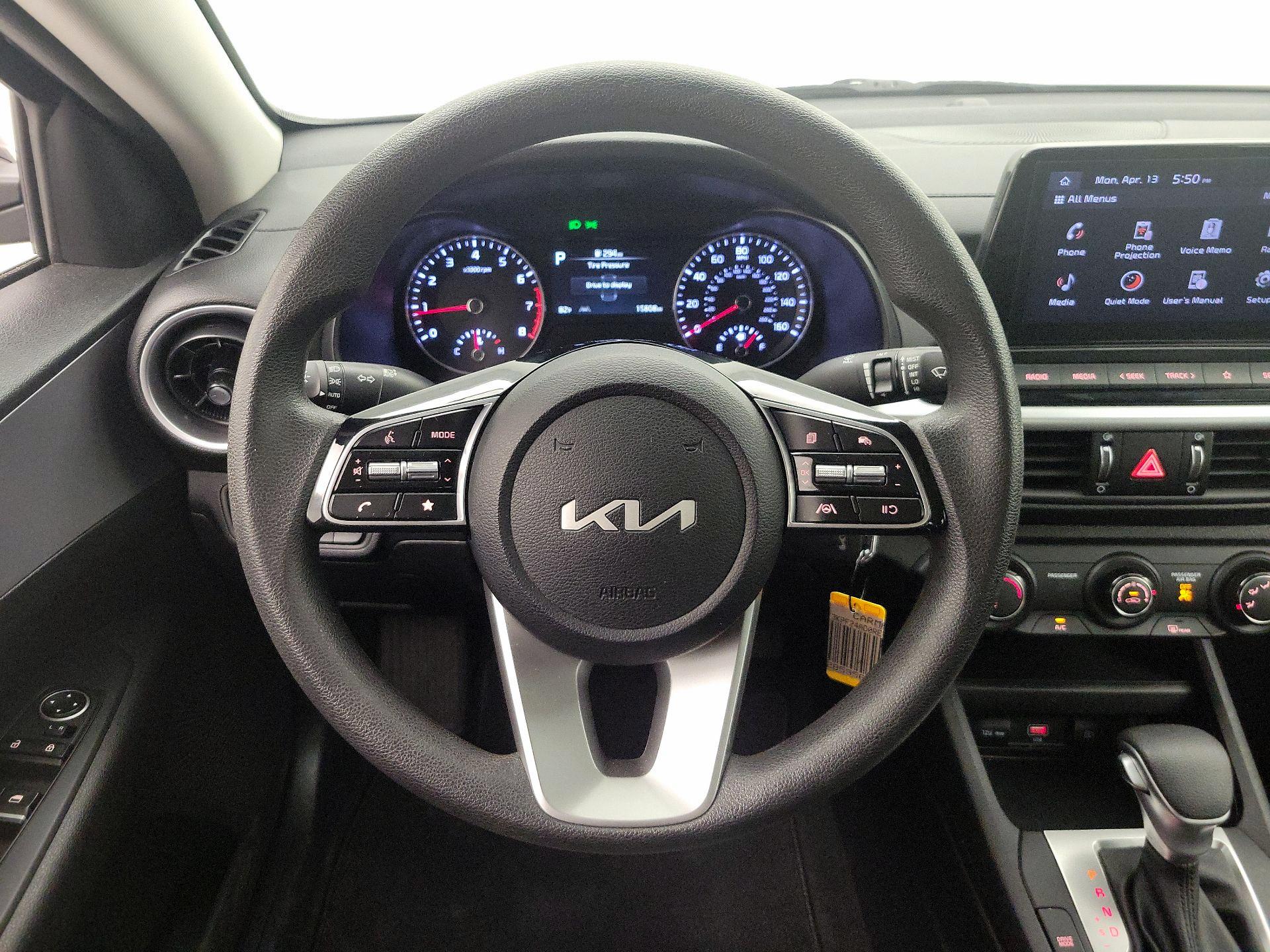 Thumbnail: 2024 Kia Forte - 10