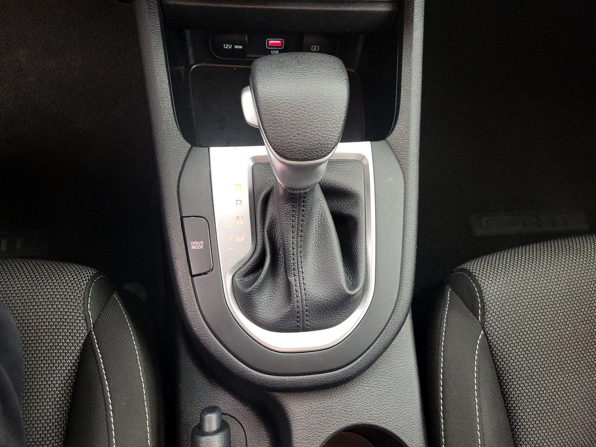 Thumbnail: 2024 Kia Forte - 17