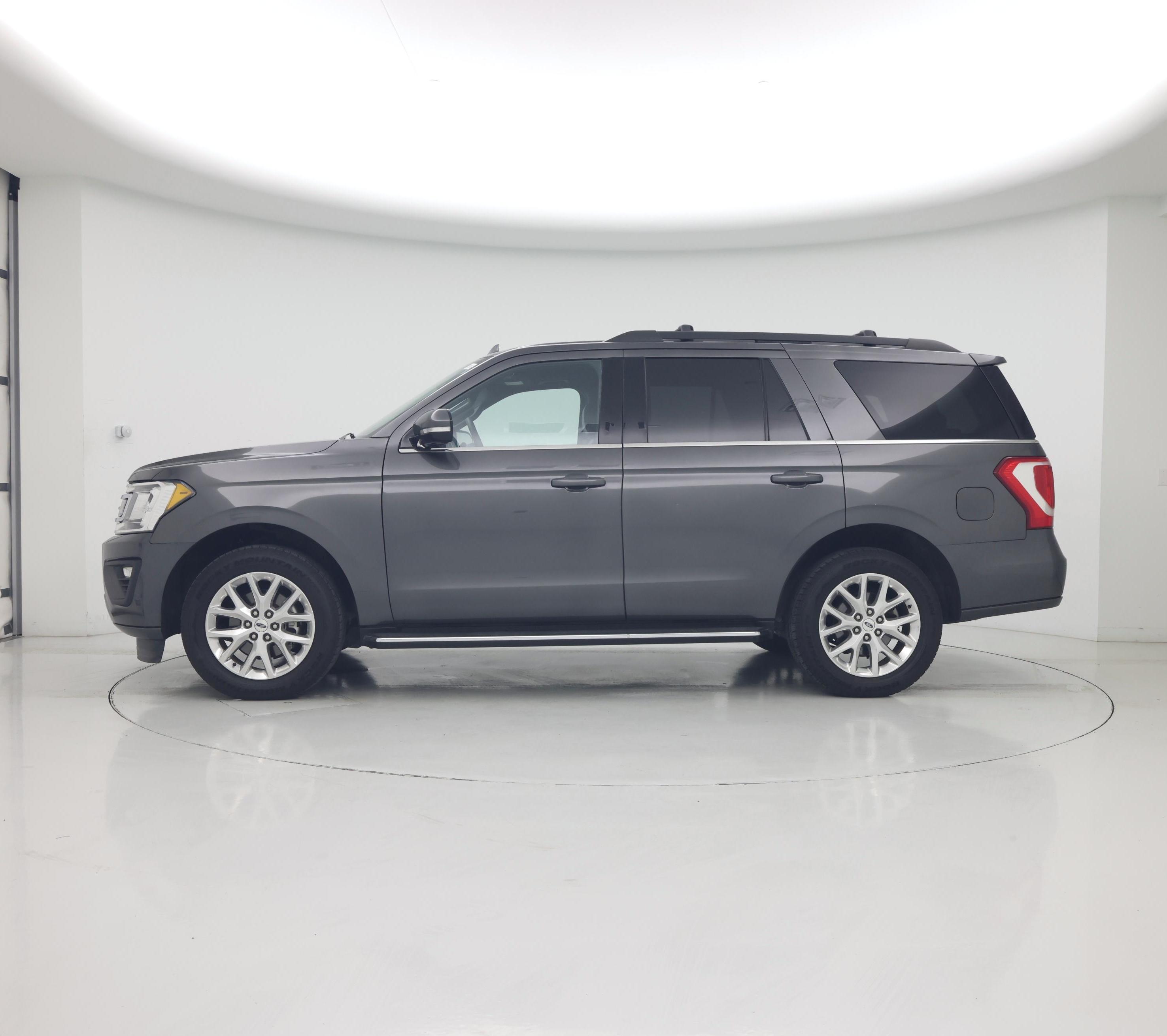 Thumbnail: 2021 Ford Expedition - 3