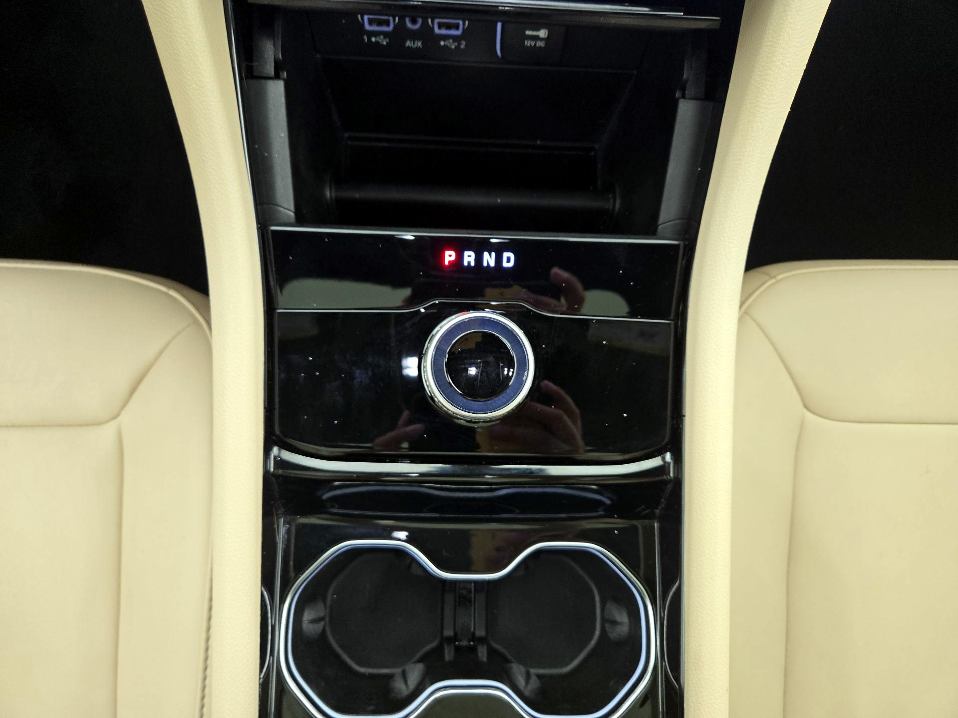 Thumbnail: 2023 Jeep Grand Cherokee - 18