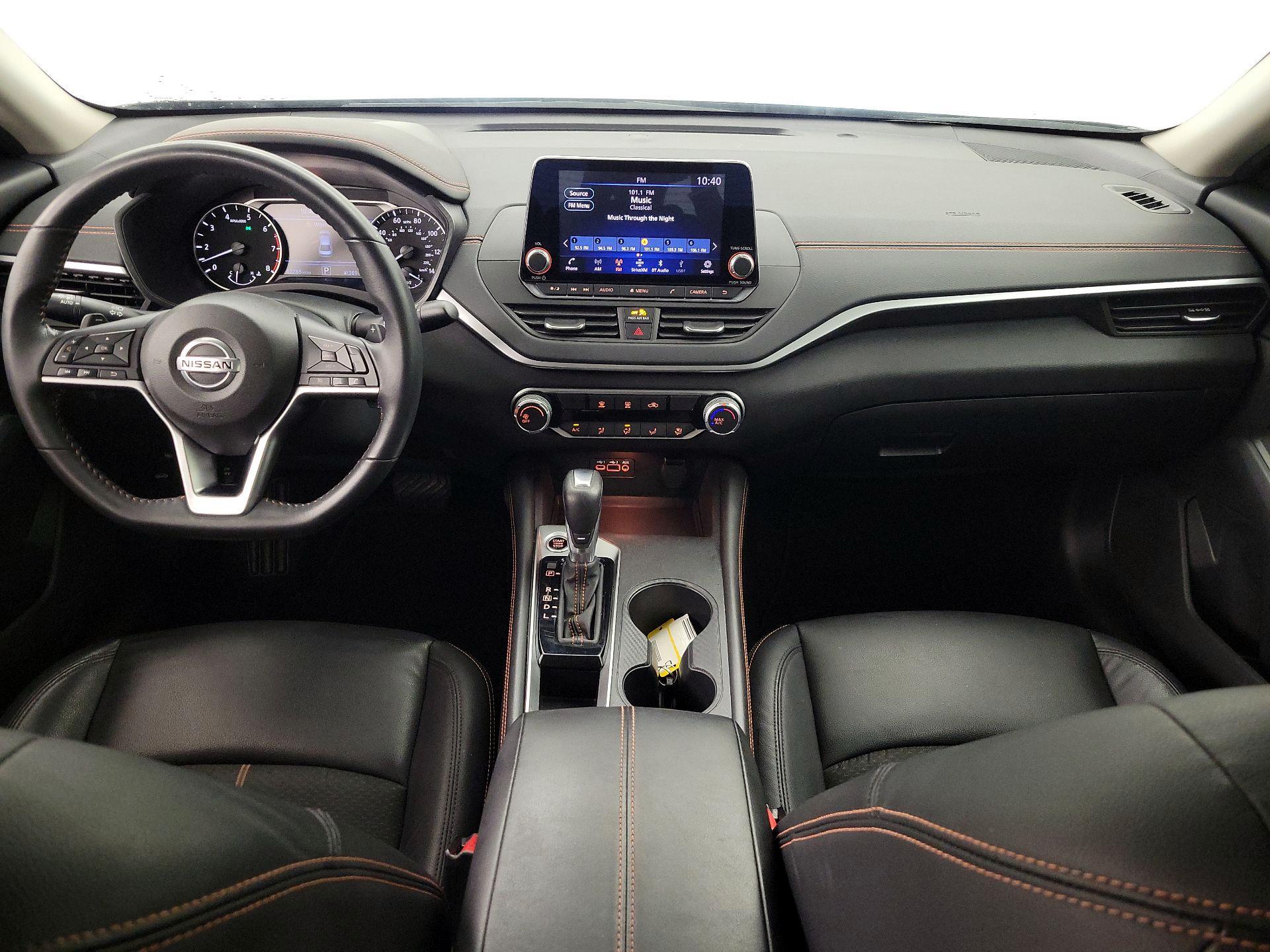 Thumbnail: 2022 Nissan Altima - 9