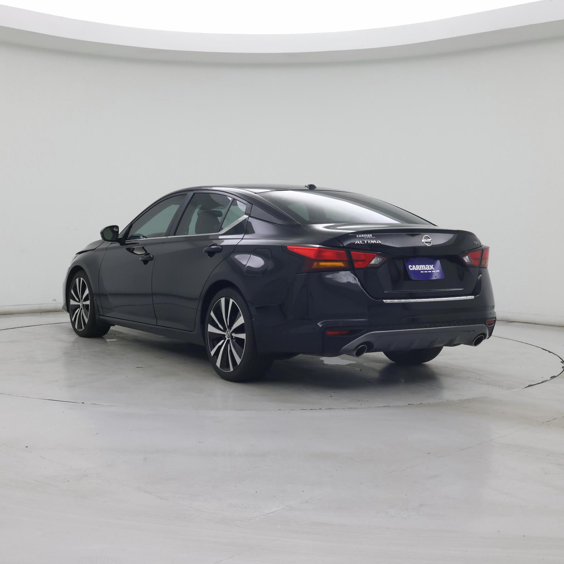 Thumbnail: 2022 Nissan Altima - 2