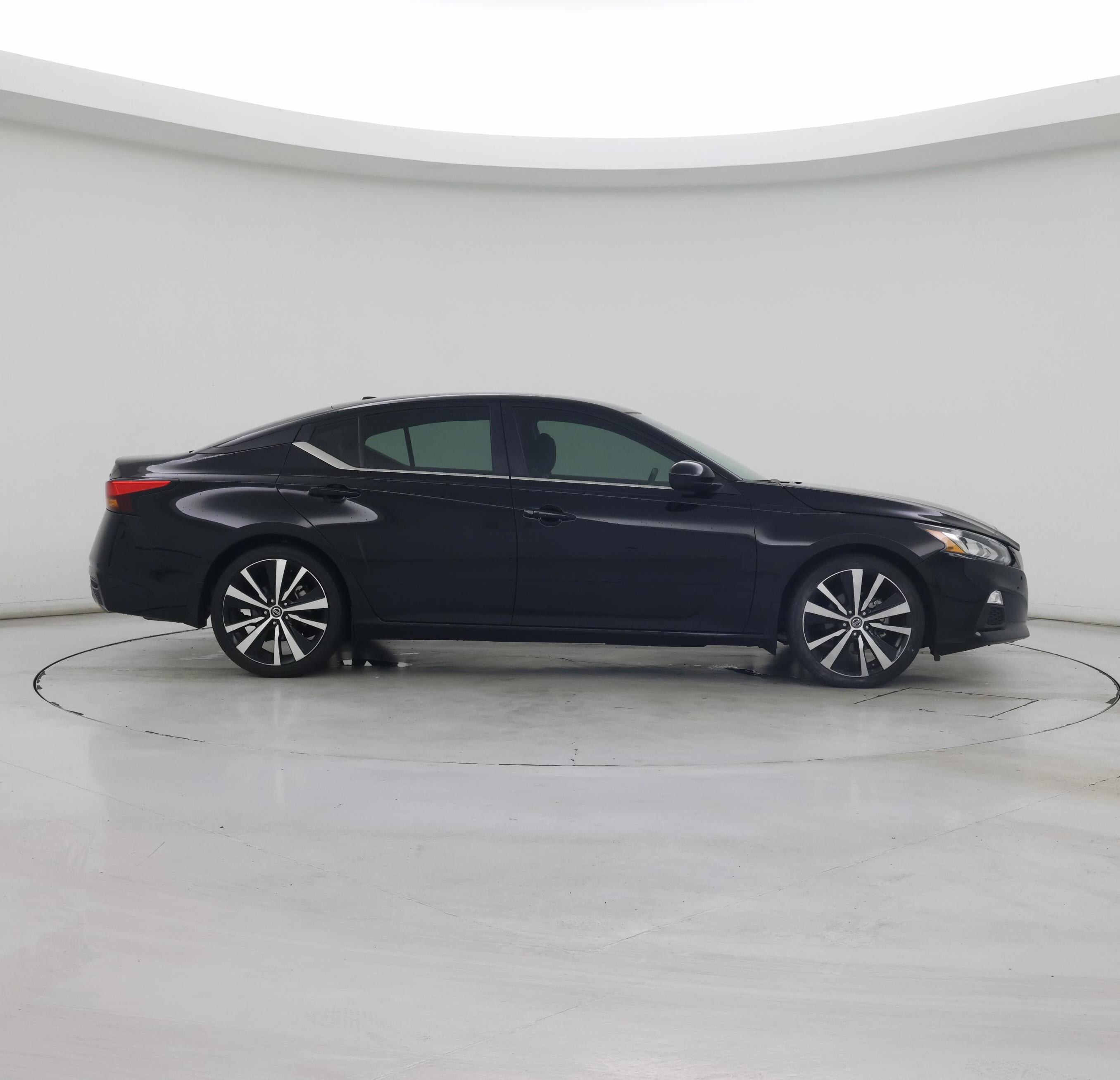 Thumbnail: 2022 Nissan Altima - 7