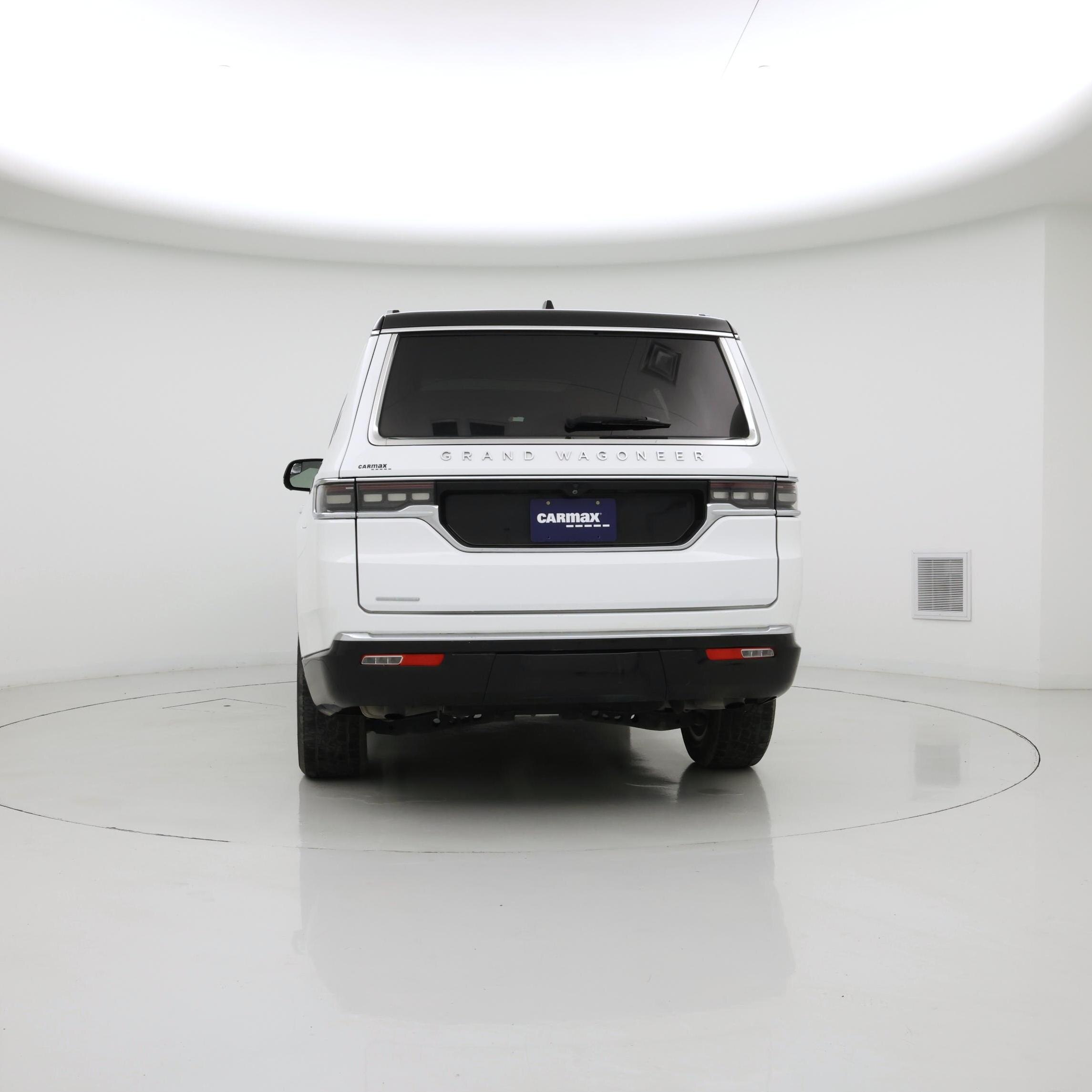 Thumbnail: 2023 Jeep Grand Wagoneer - 6