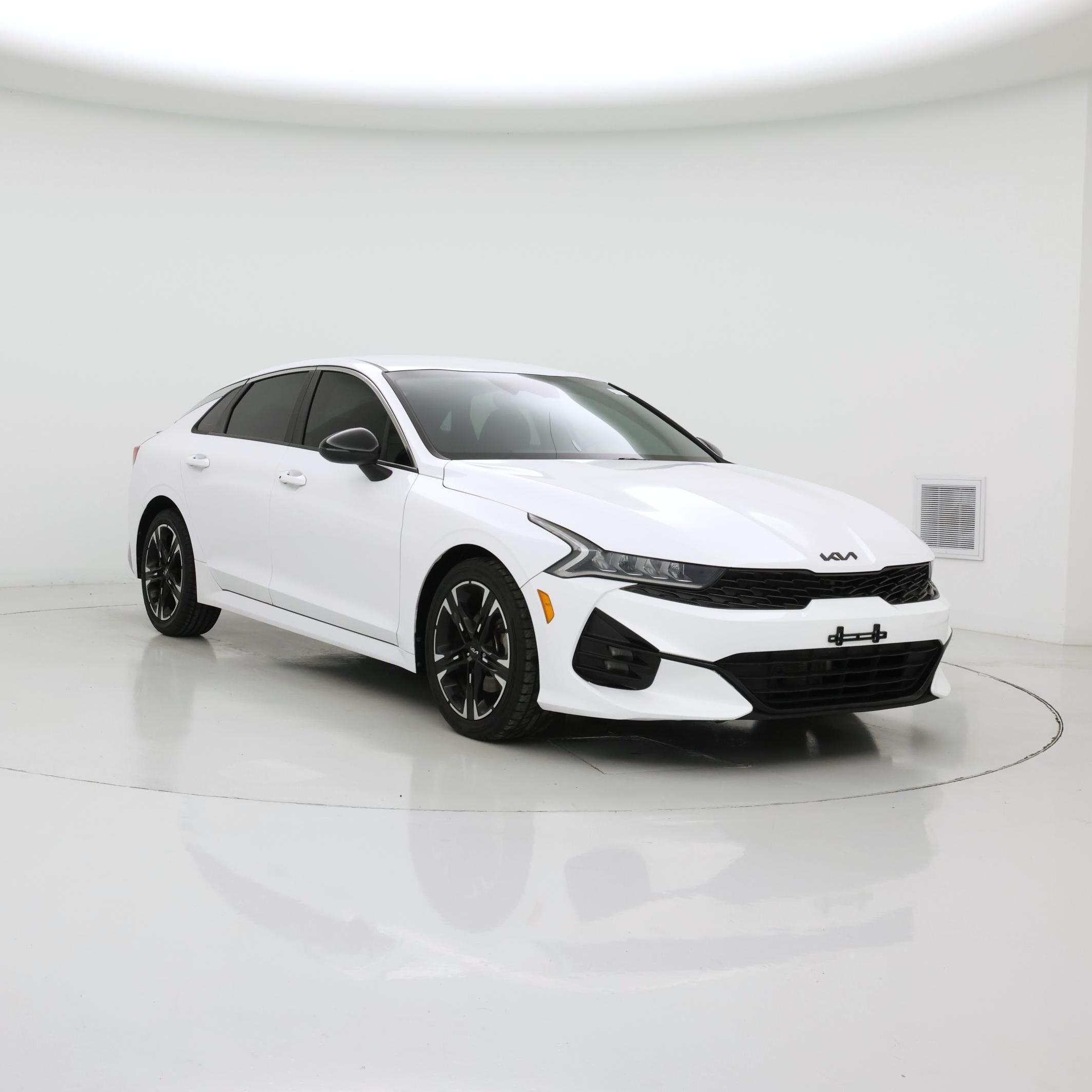  2022 Kia K5 GT-Line FWD   