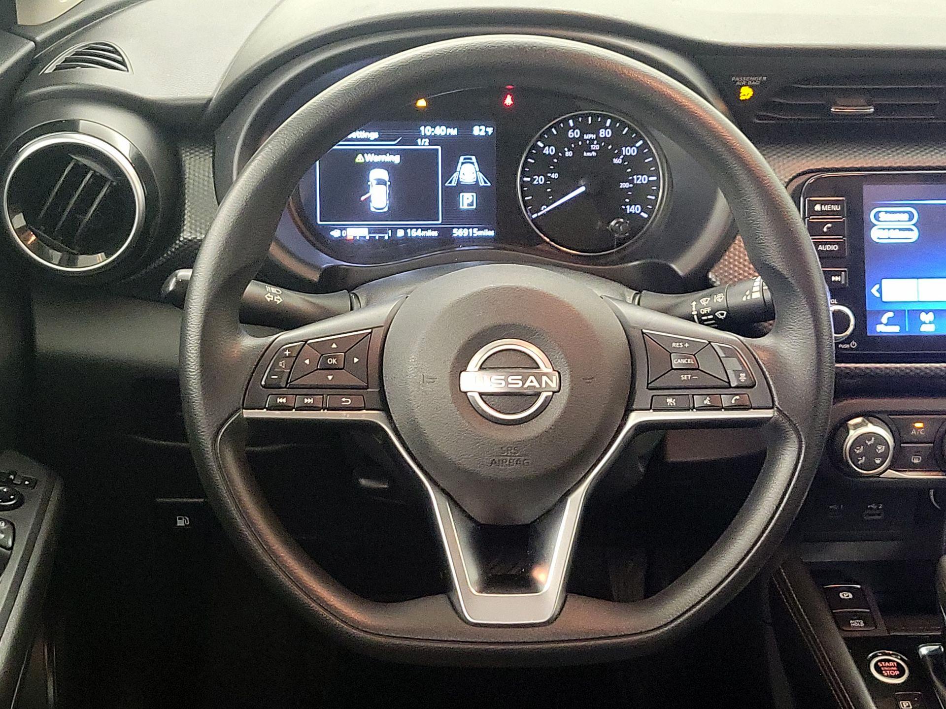 Thumbnail: 2023 Nissan Kicks - 10