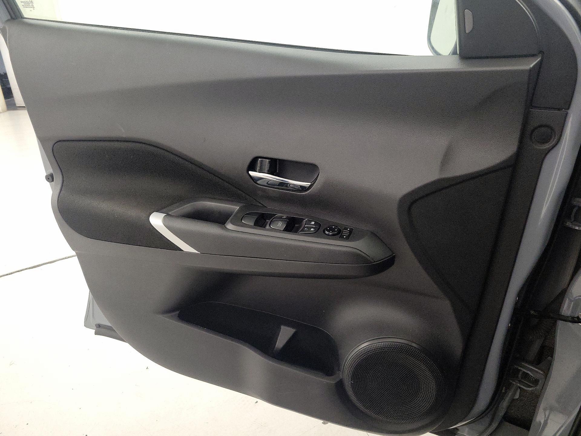 Thumbnail: 2023 Nissan Kicks - 12