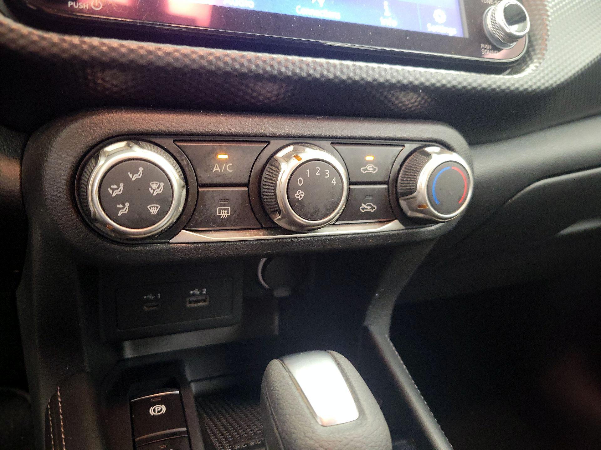 Thumbnail: 2023 Nissan Kicks - 16