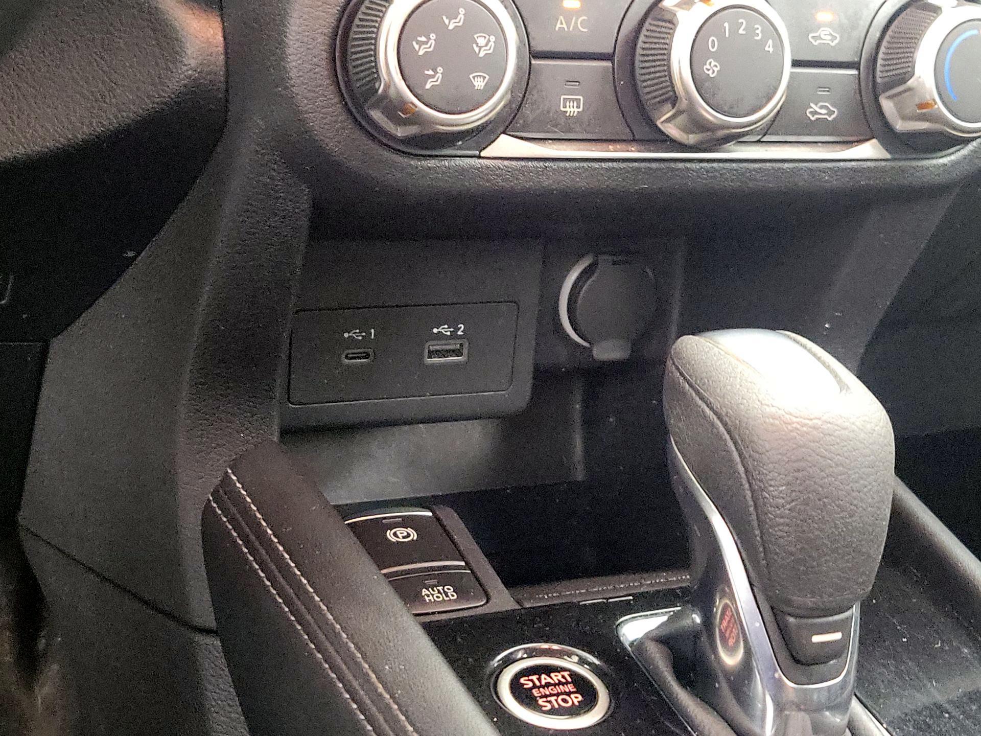 Thumbnail: 2023 Nissan Kicks - 18