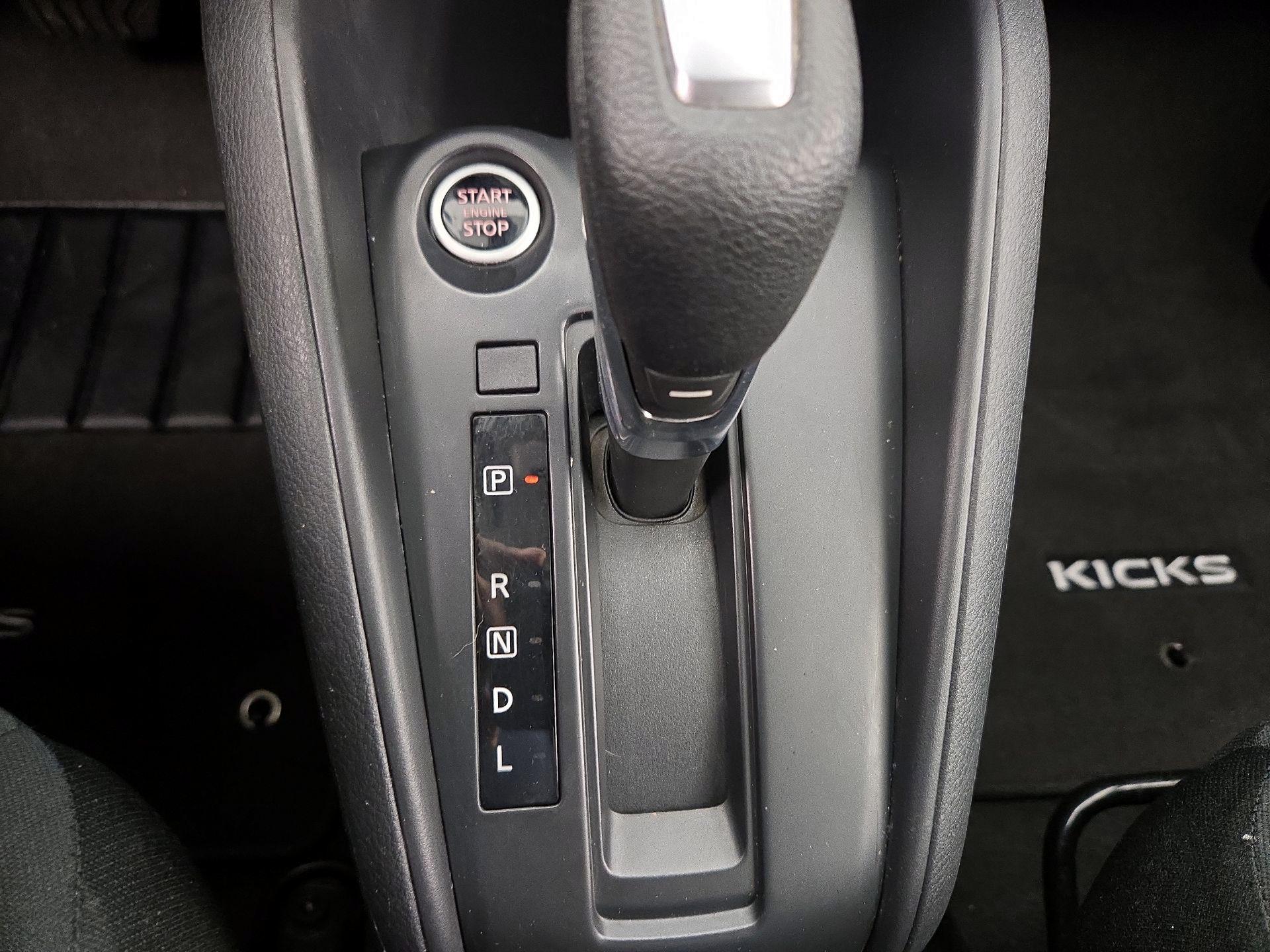 Thumbnail: 2024 Nissan Kicks - 17