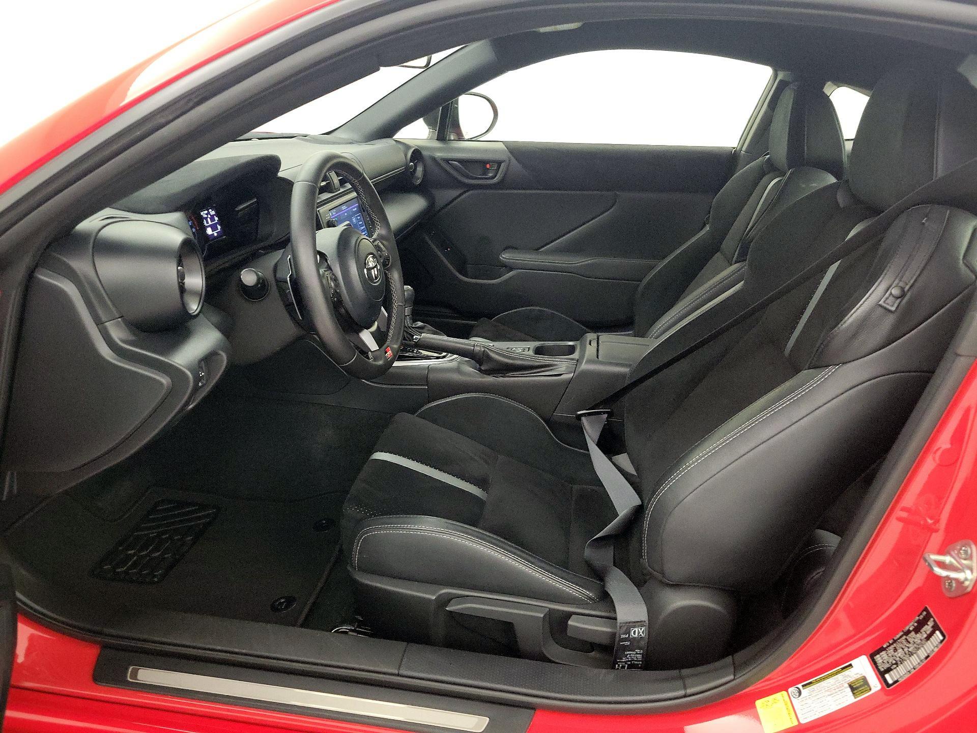 Thumbnail: 2024 Toyota GR86 - 11