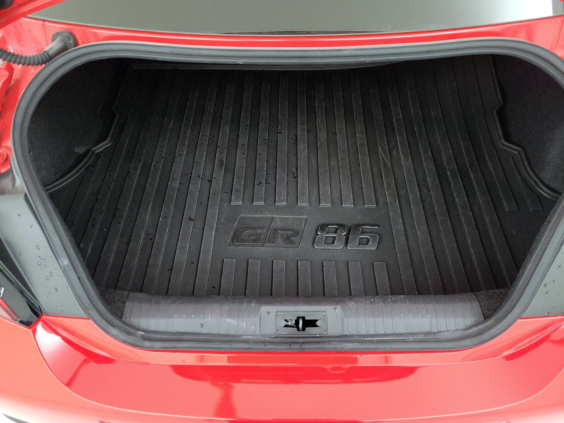 Thumbnail: 2024 Toyota GR86 - 20