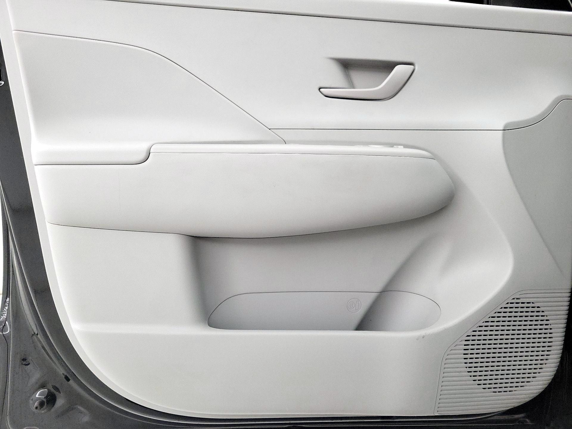 Thumbnail: 2025 Hyundai Kona - 12