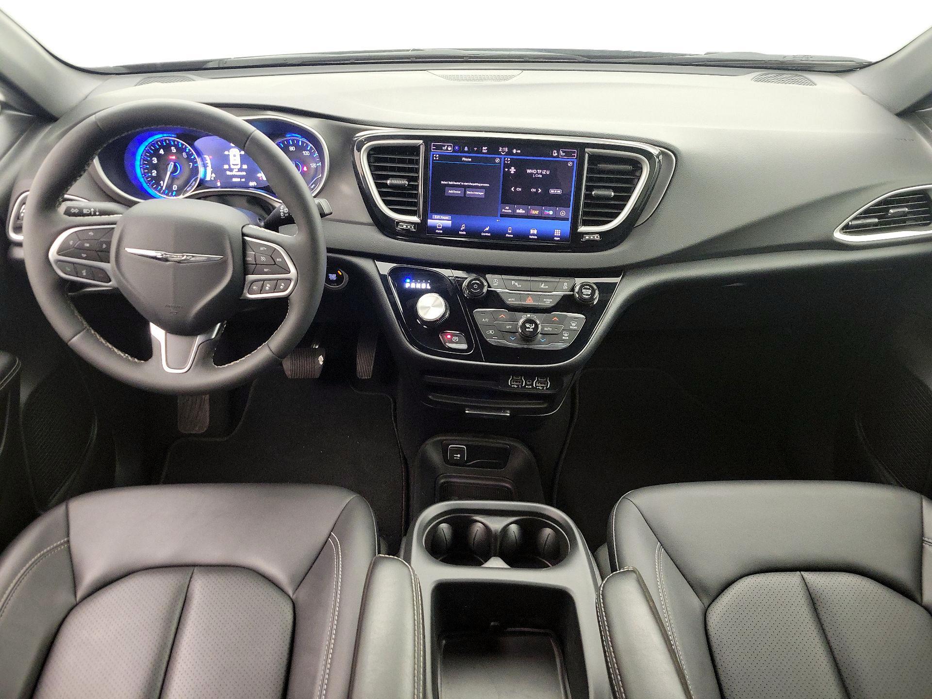 Thumbnail: 2025 Chrysler Pacifica - 9