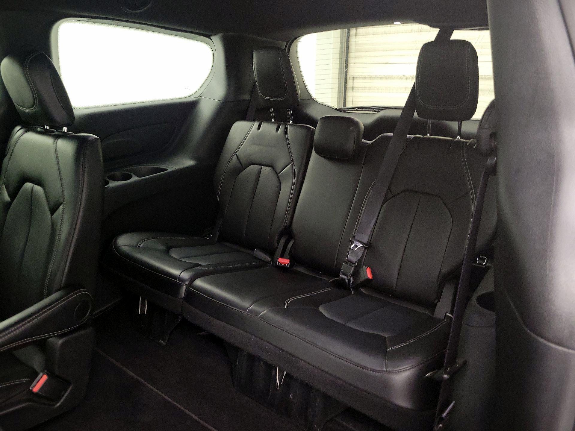 Thumbnail: 2025 Chrysler Pacifica - 20