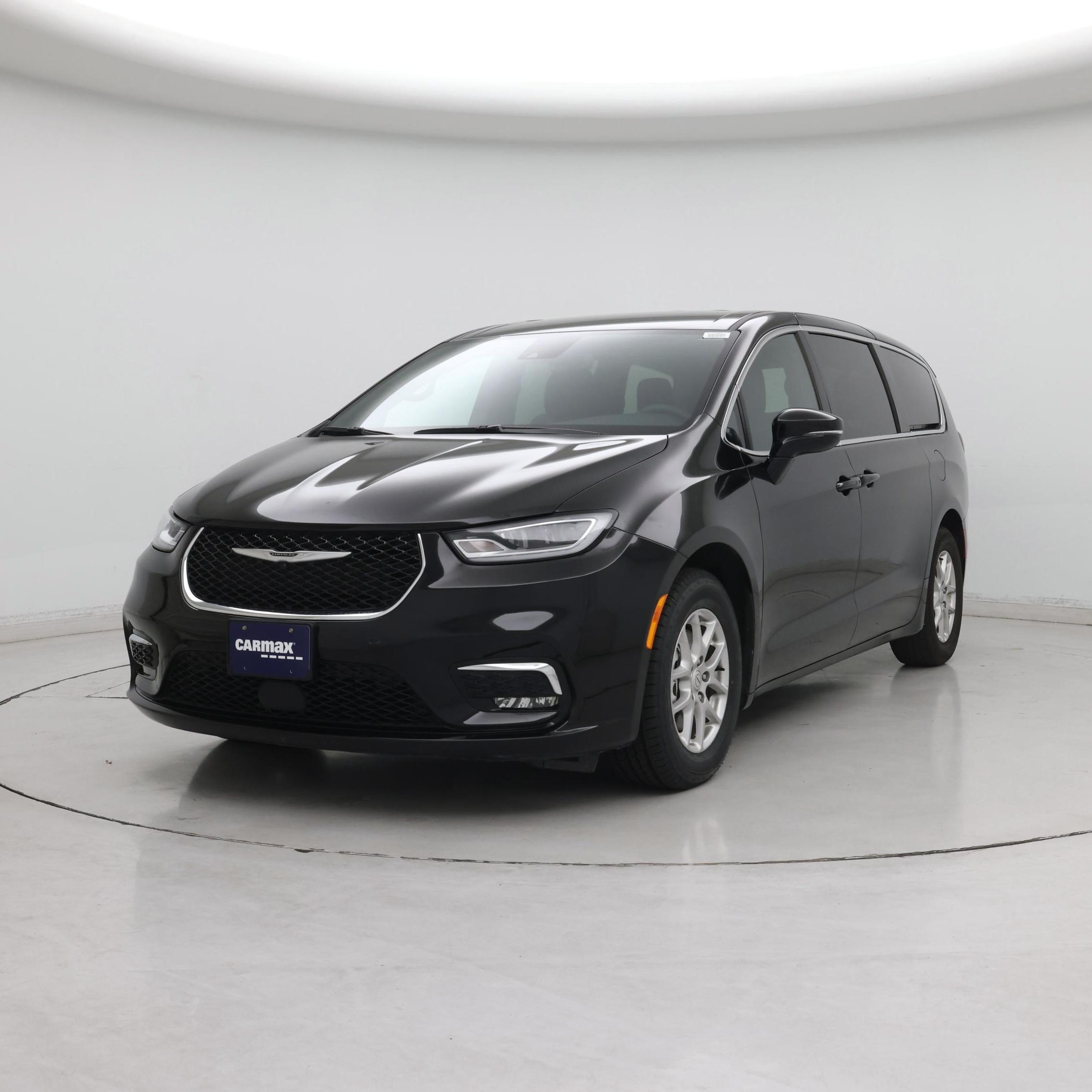 Thumbnail: 2025 Chrysler Pacifica - 4