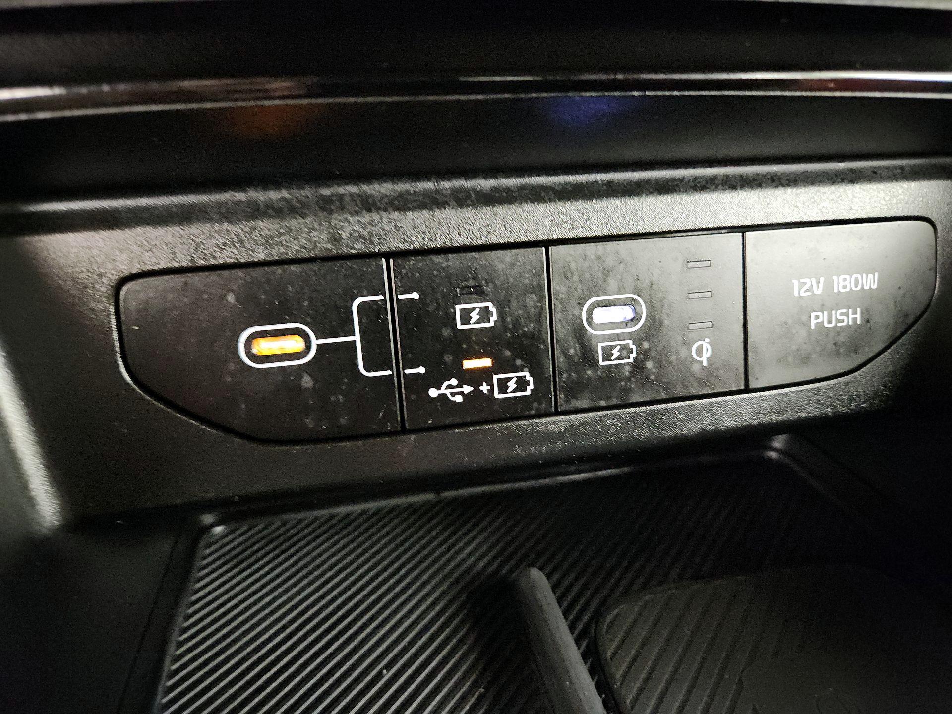 Thumbnail: 2025 Kia K5 - 19