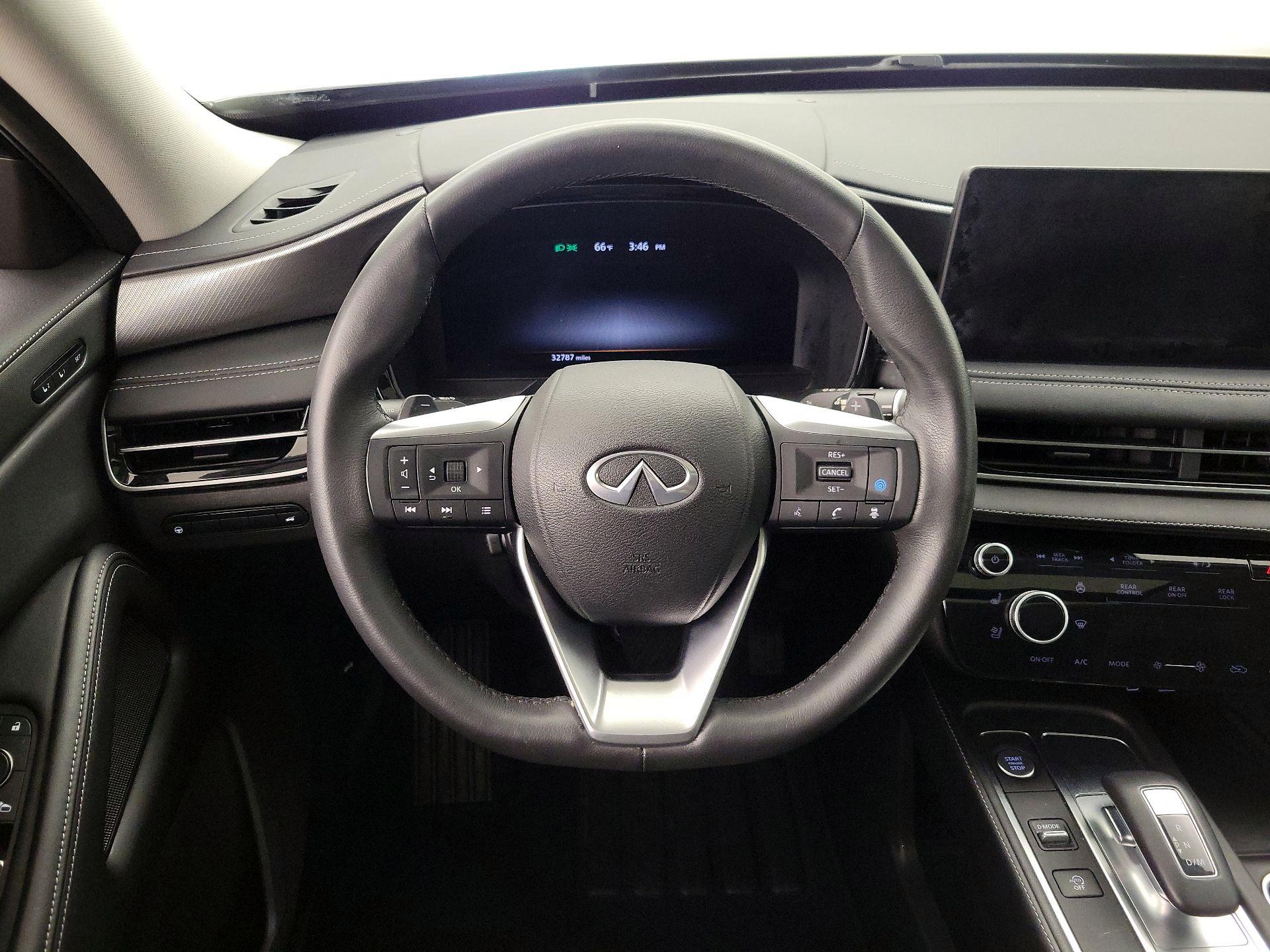 Thumbnail: 2023 INFINITI QX60 - 10