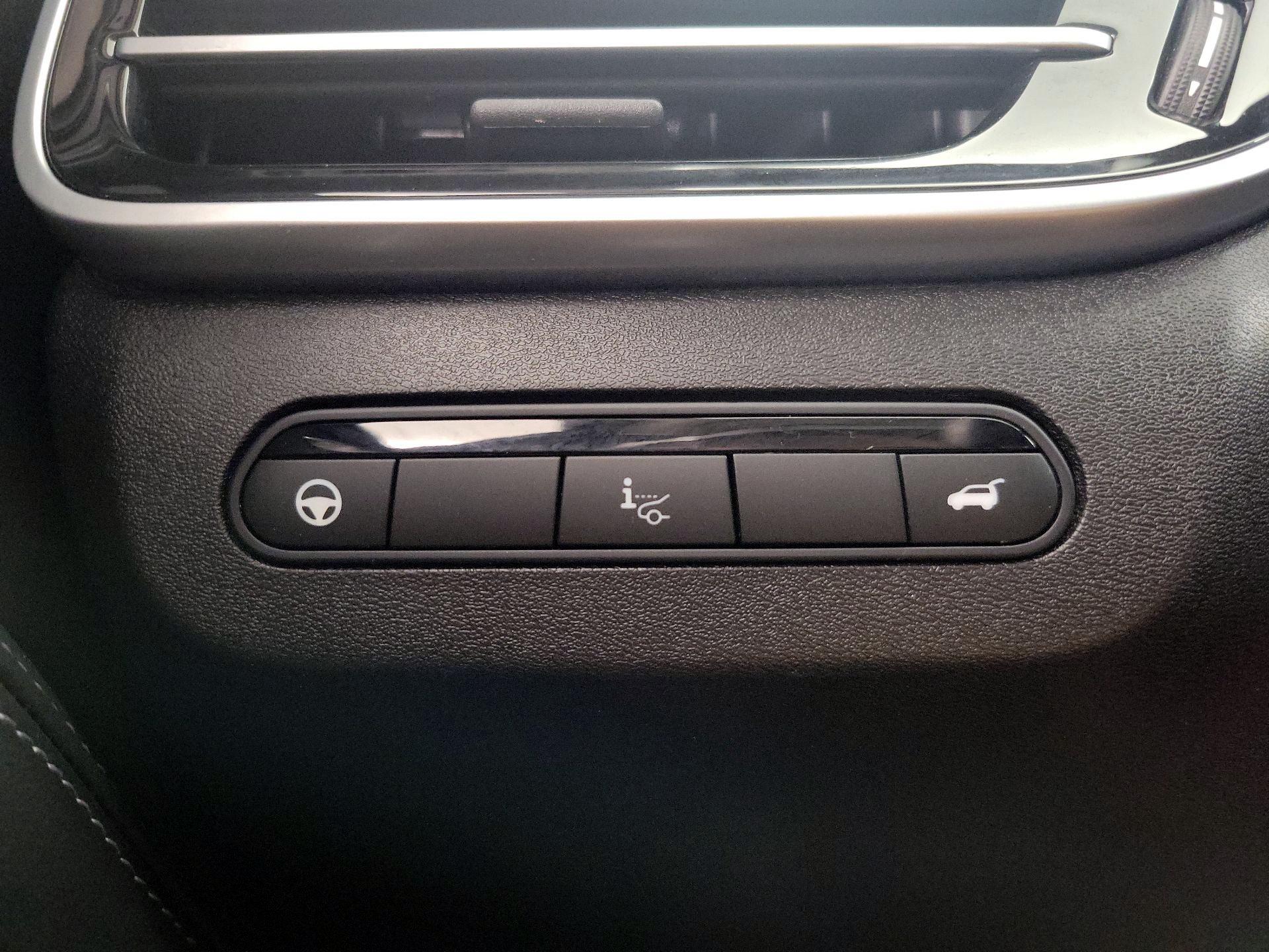 Thumbnail: 2023 INFINITI QX60 - 13