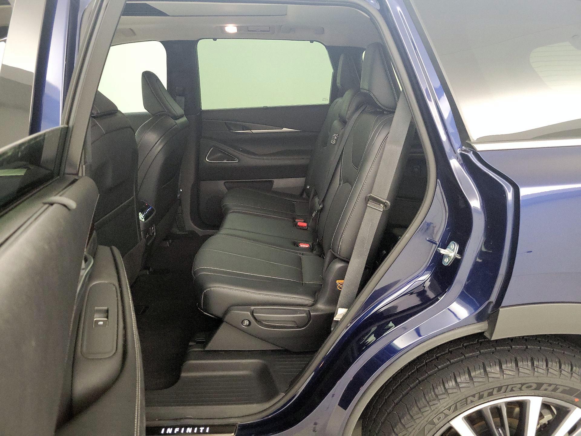 Thumbnail: 2023 INFINITI QX60 - 20