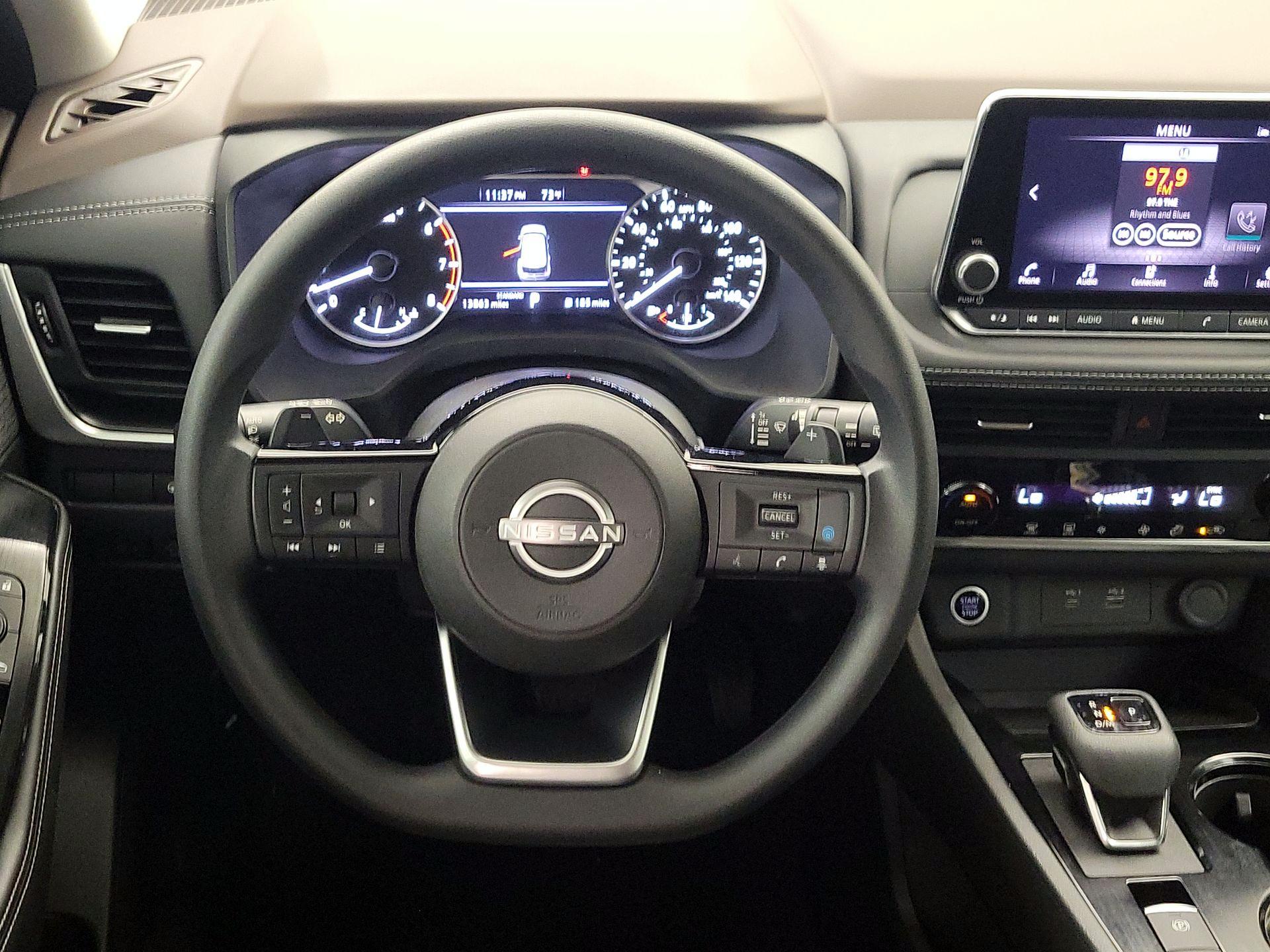 Thumbnail: 2023 Nissan Rogue - 10