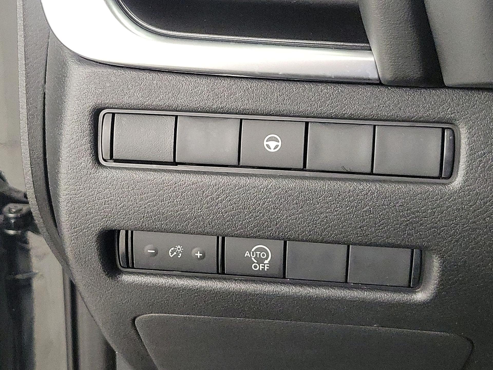 Thumbnail: 2023 Nissan Rogue - 13