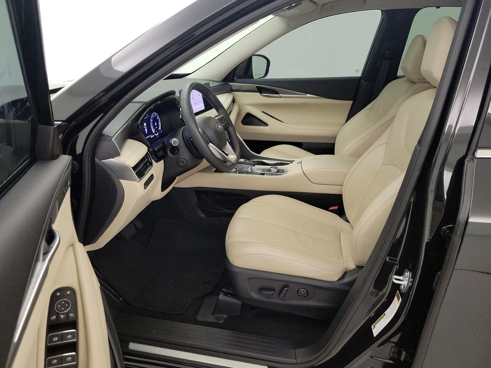 Thumbnail: 2023 INFINITI QX60 - 11