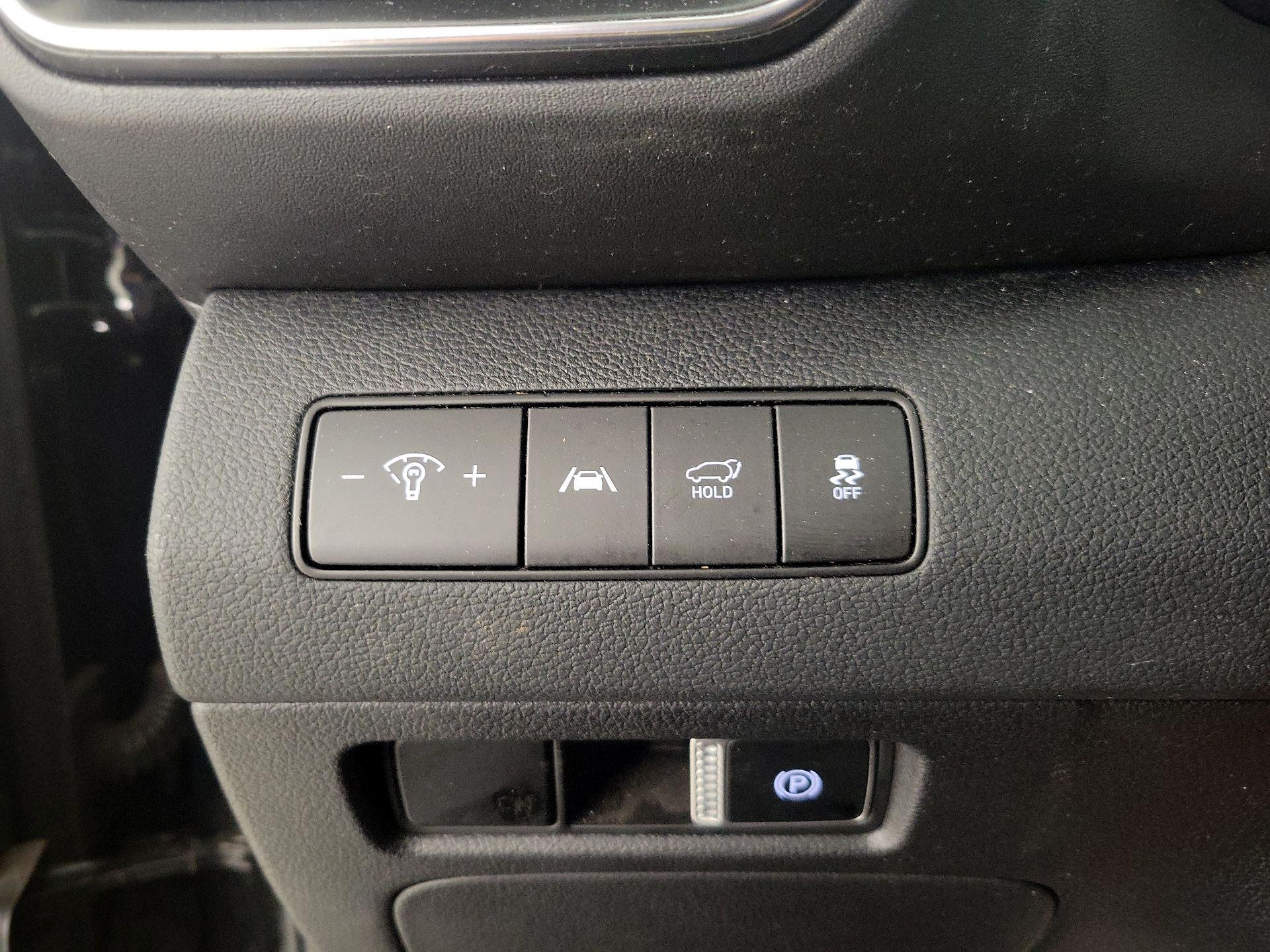 Thumbnail: 2023 Hyundai Santa Fe - 13