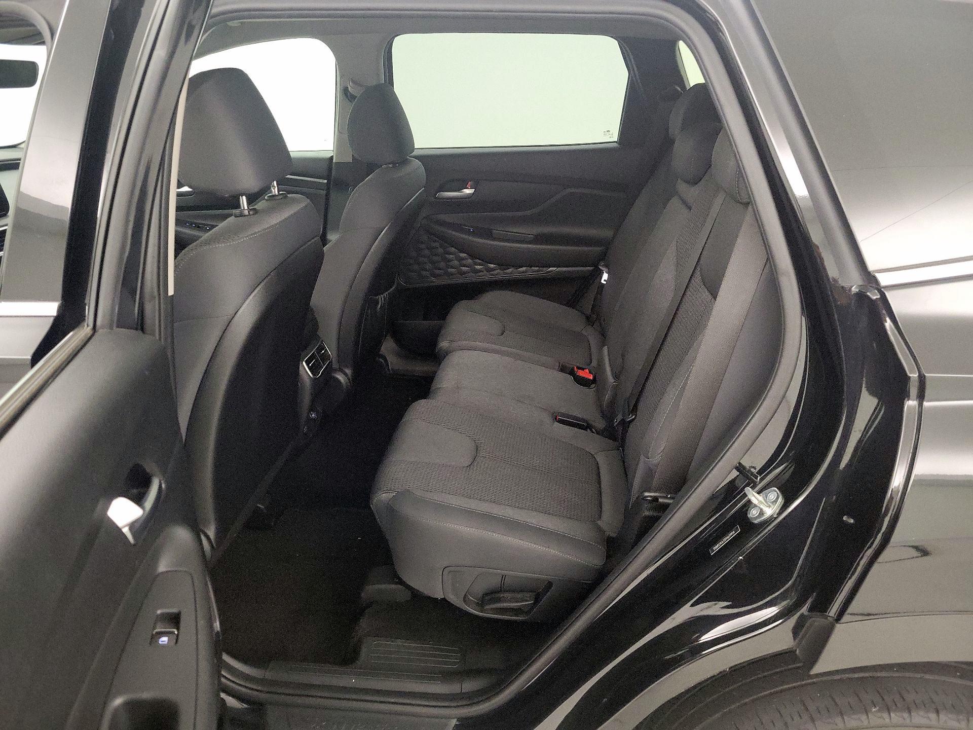 Thumbnail: 2023 Hyundai Santa Fe - 18