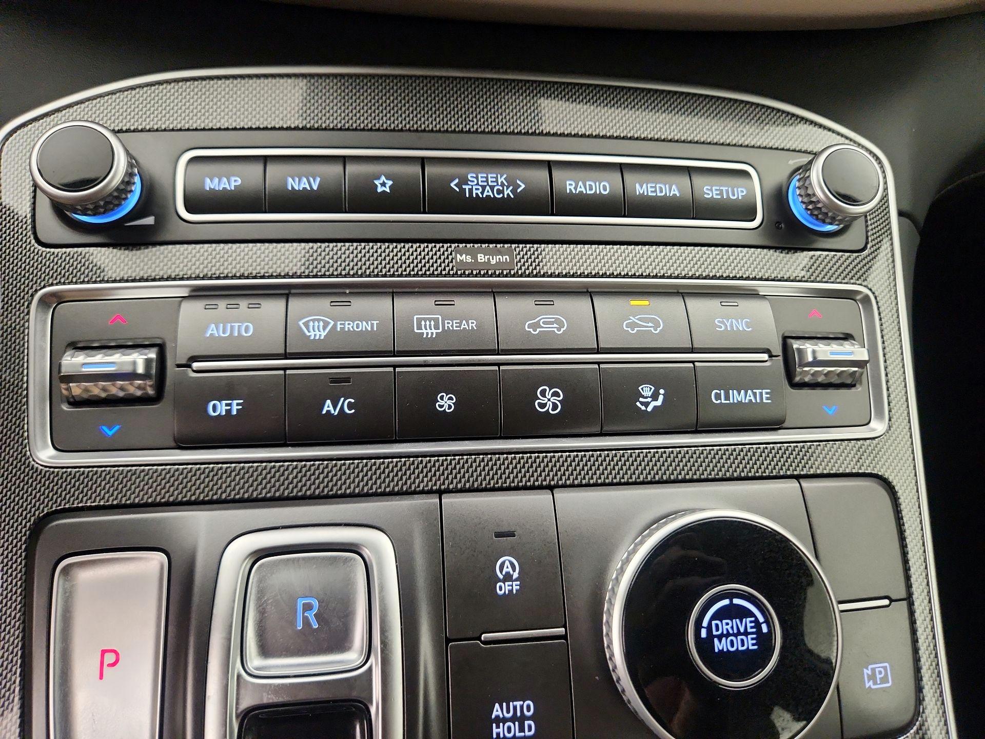 Thumbnail: 2023 Hyundai Santa Fe - 17