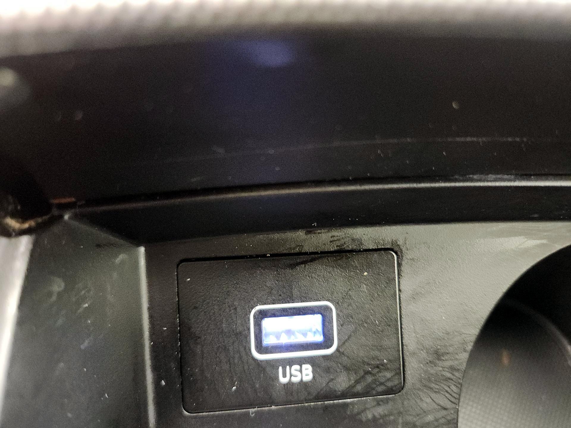 Thumbnail: 2023 Hyundai Santa Fe - 19