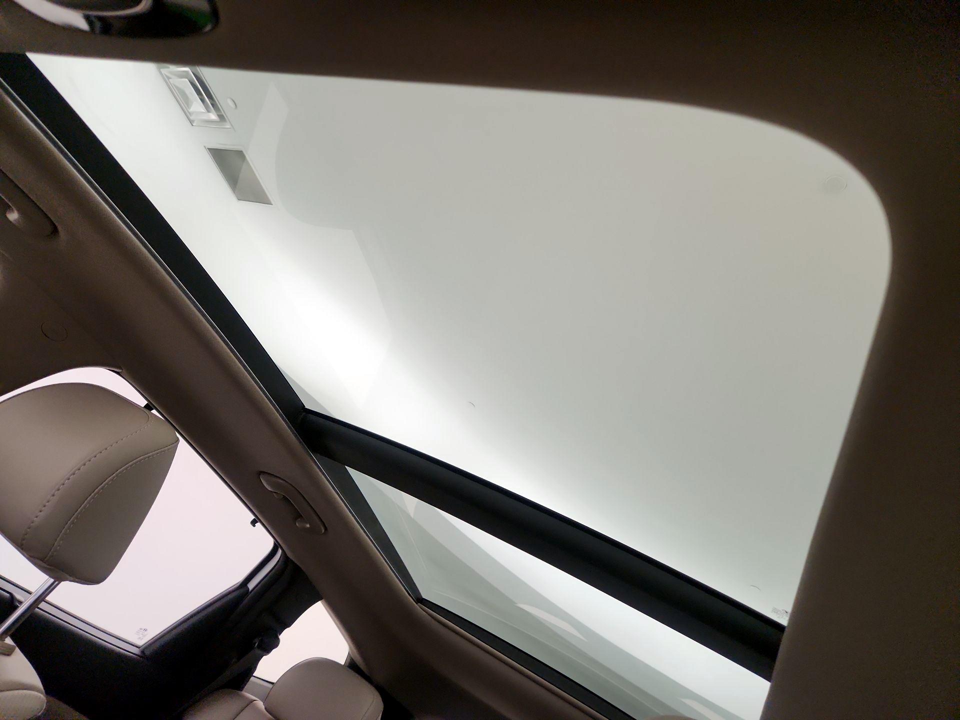 Thumbnail: 2023 Hyundai Santa Fe - 20