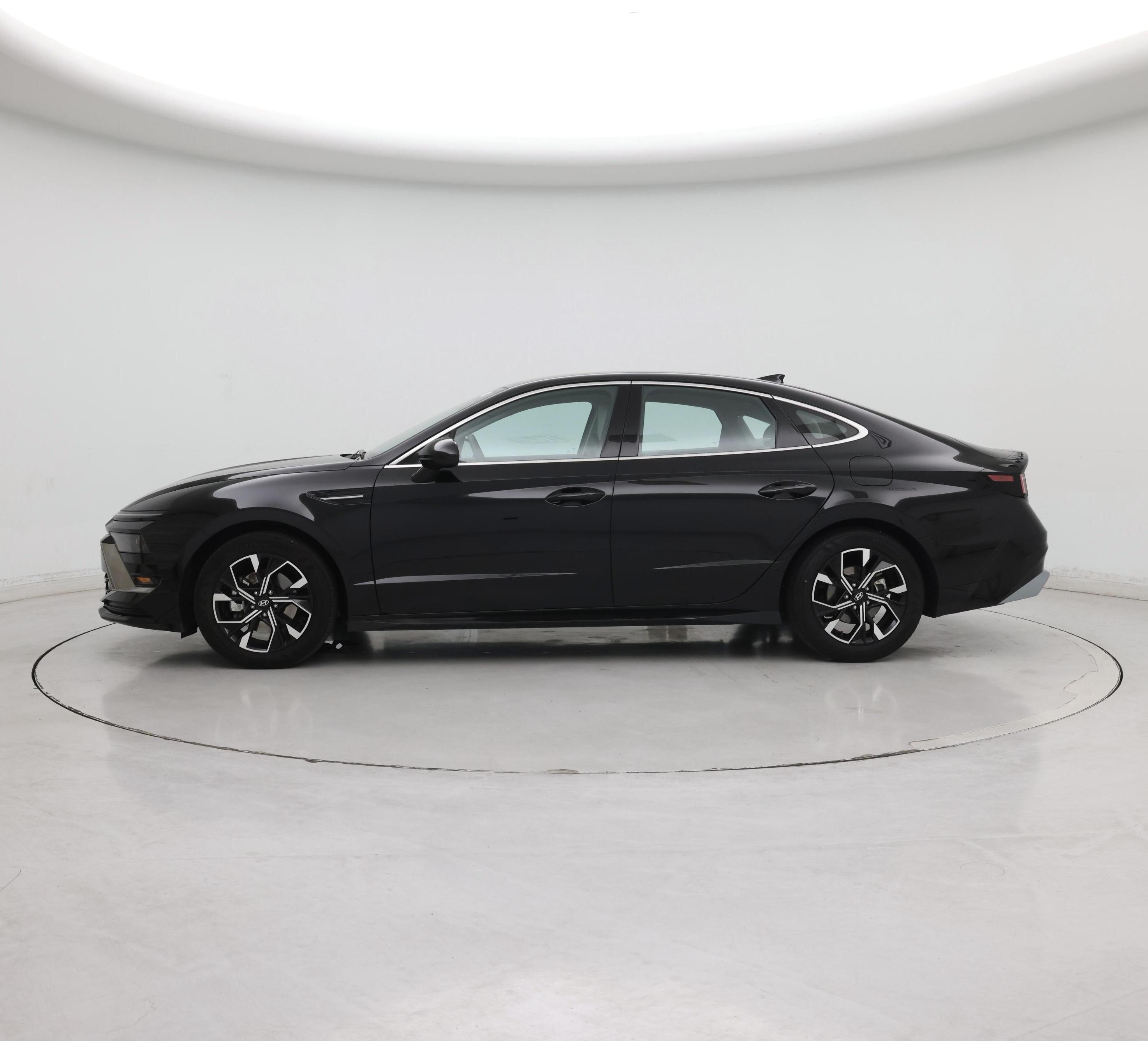 Thumbnail: 2025 Hyundai Sonata - 3