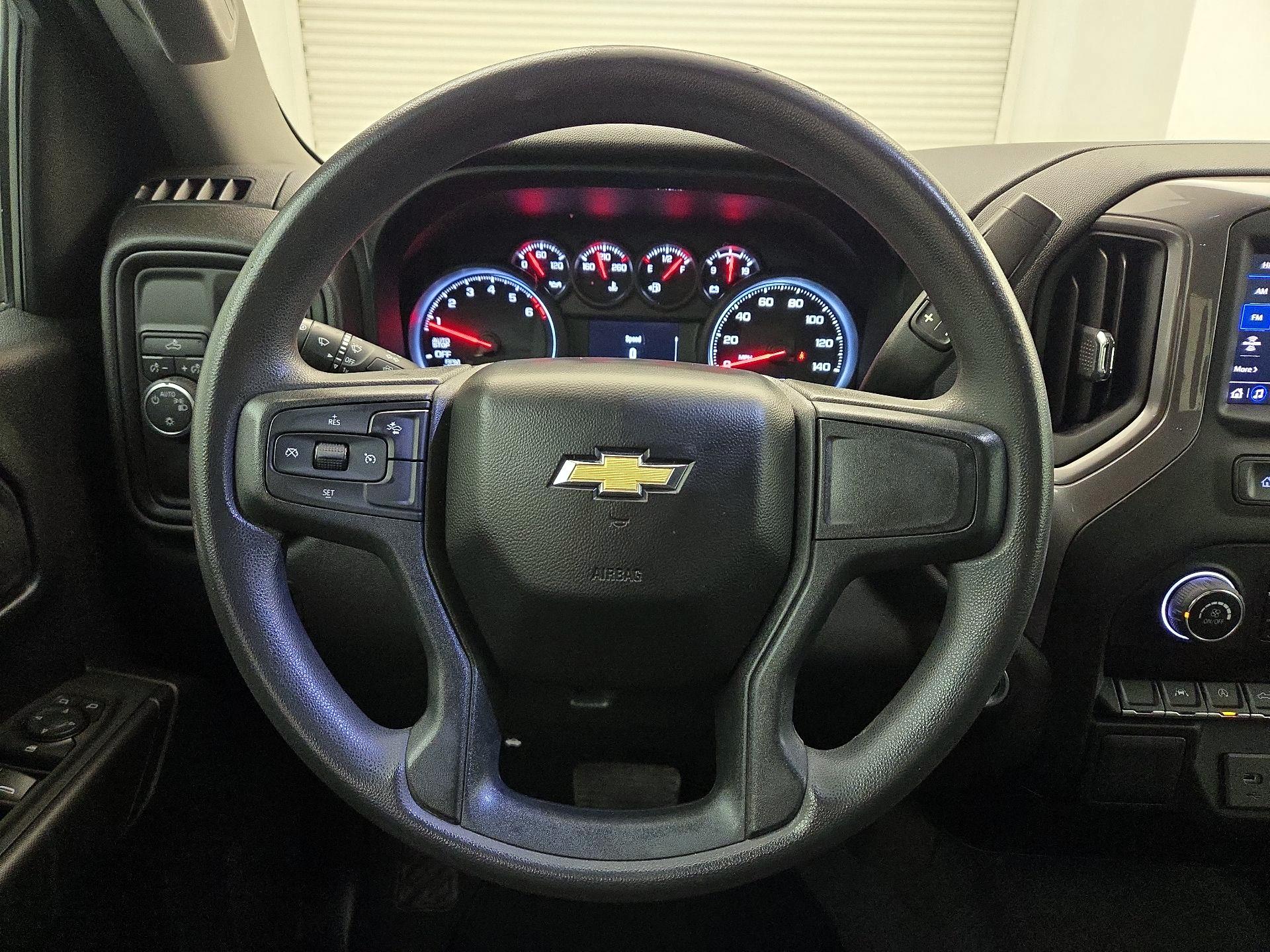 Thumbnail: 2023 Chevrolet Silverado 1500 - 10