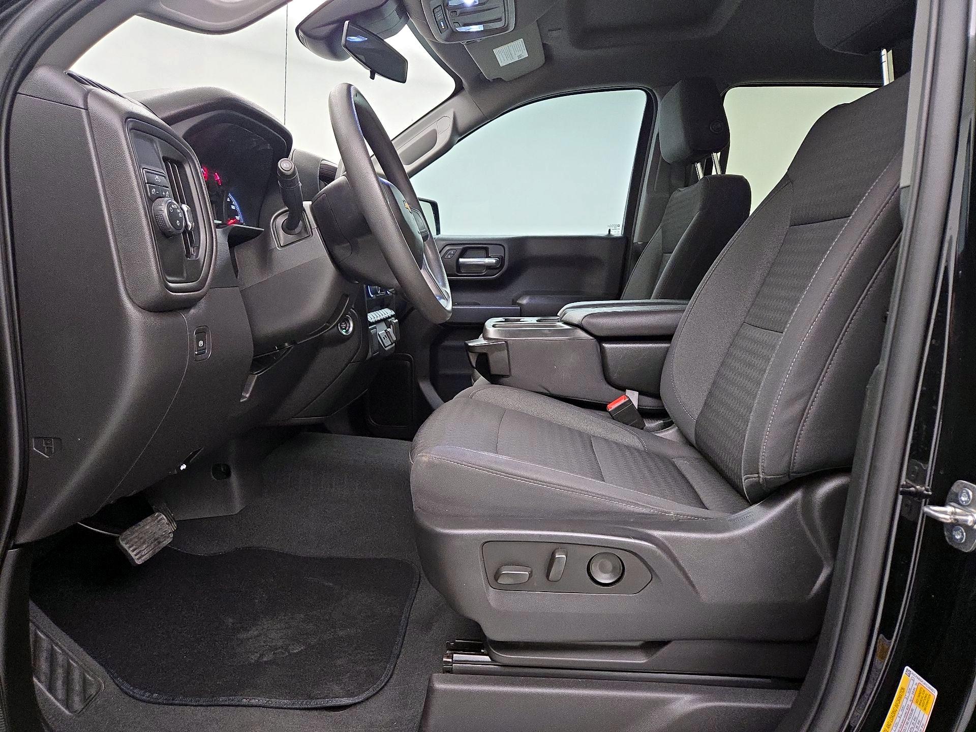 Thumbnail: 2023 Chevrolet Silverado 1500 - 11