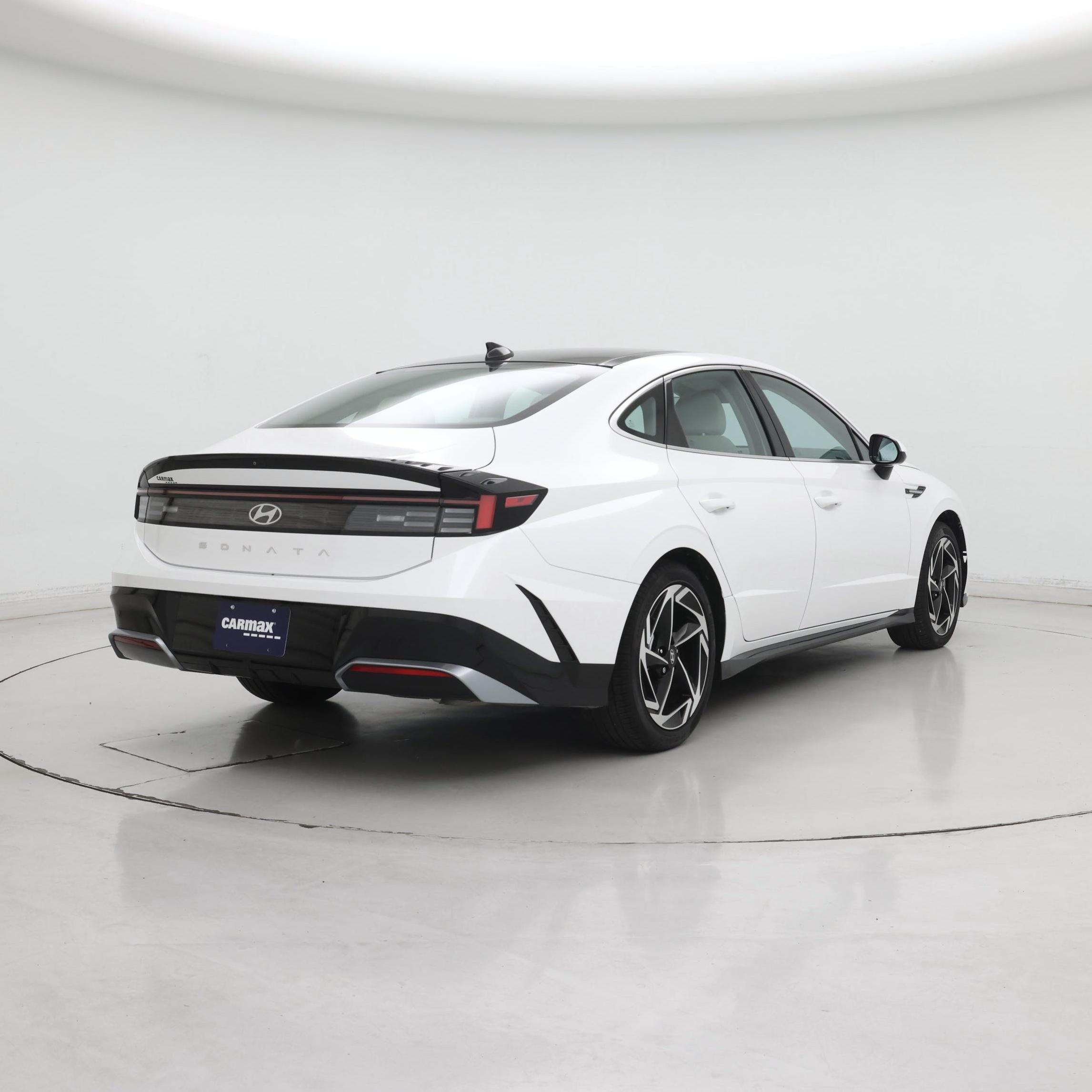 Thumbnail: 2024 Hyundai Sonata - 8