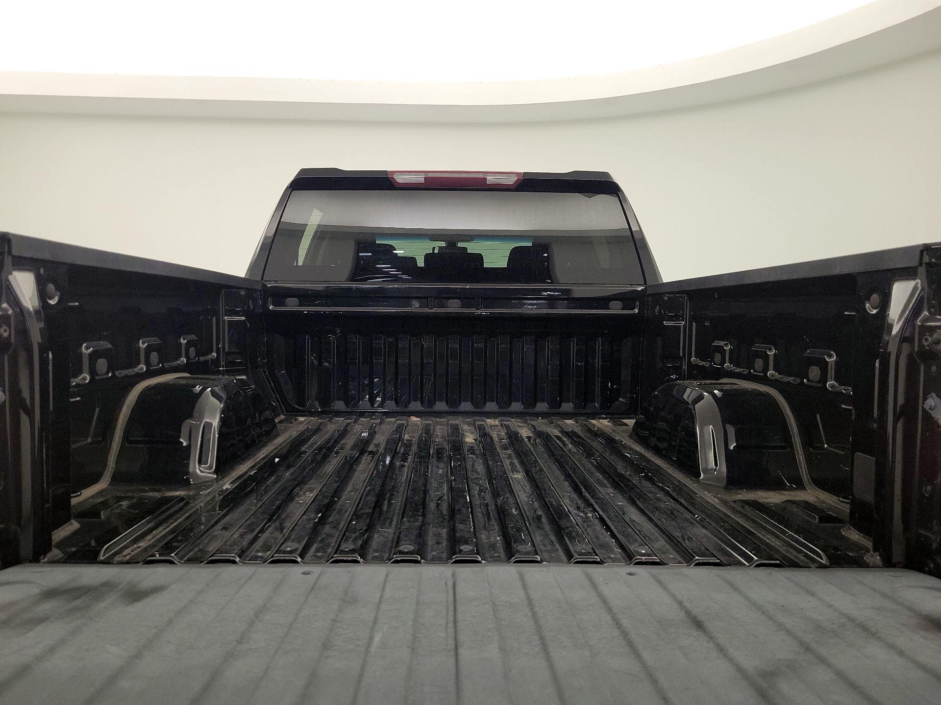 Thumbnail: 2020 Chevrolet Silverado 1500 - 19