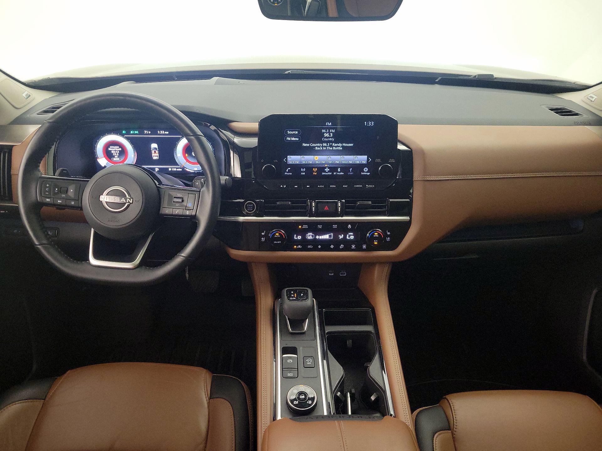 Thumbnail: 2023 Nissan Pathfinder - 9