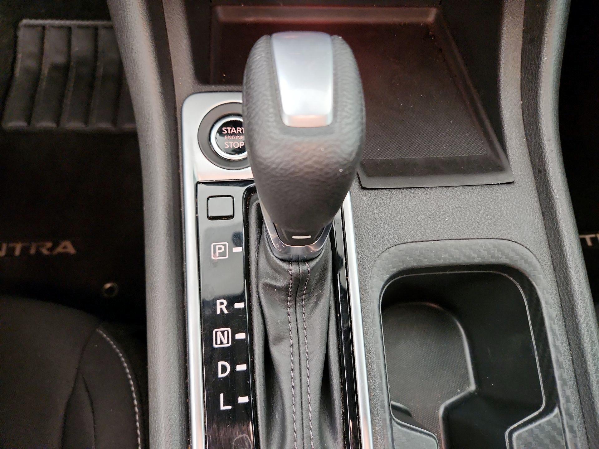 Thumbnail: 2023 Nissan Sentra - 17