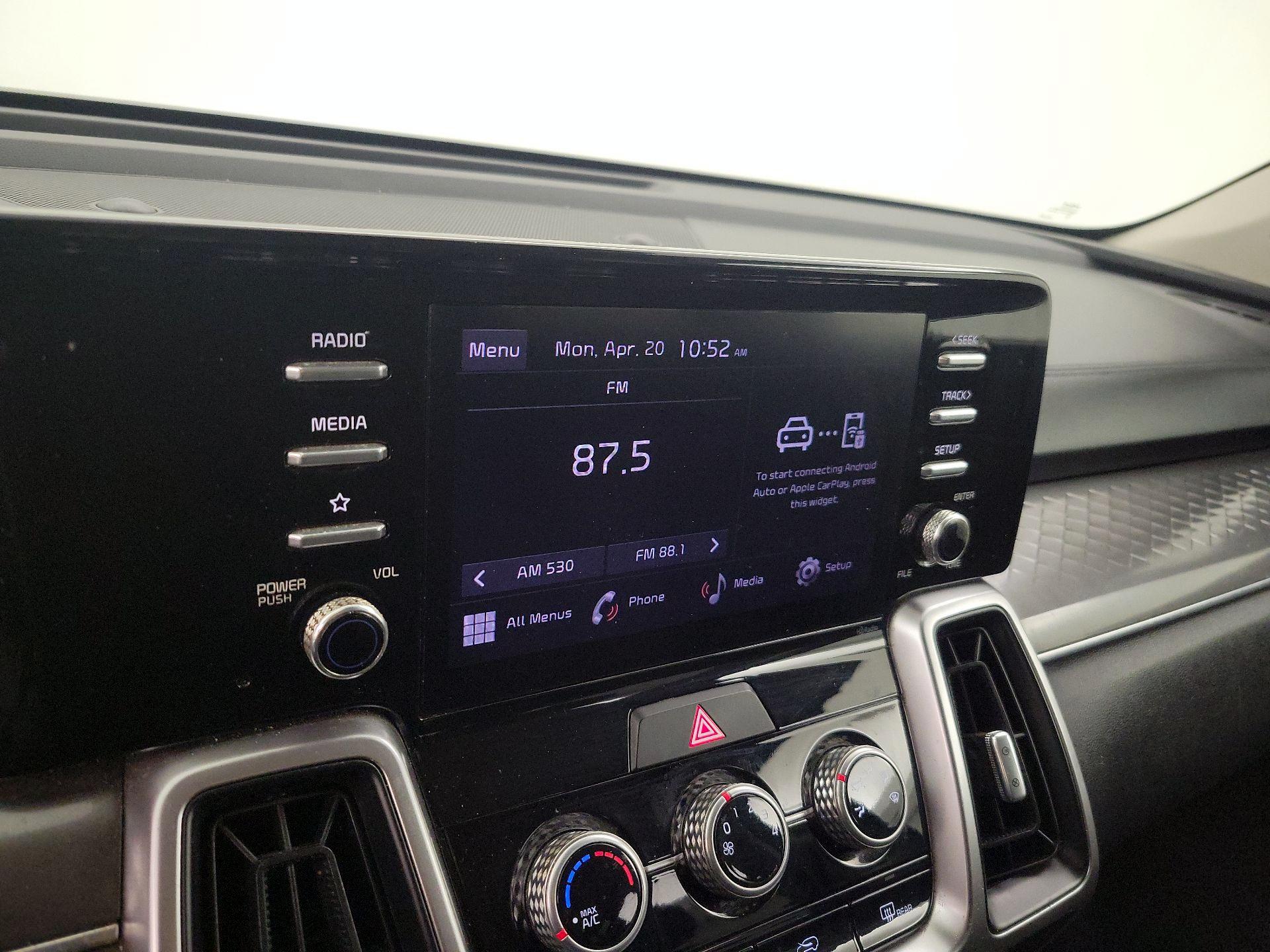 Thumbnail: 2023 Kia Sorento - 15