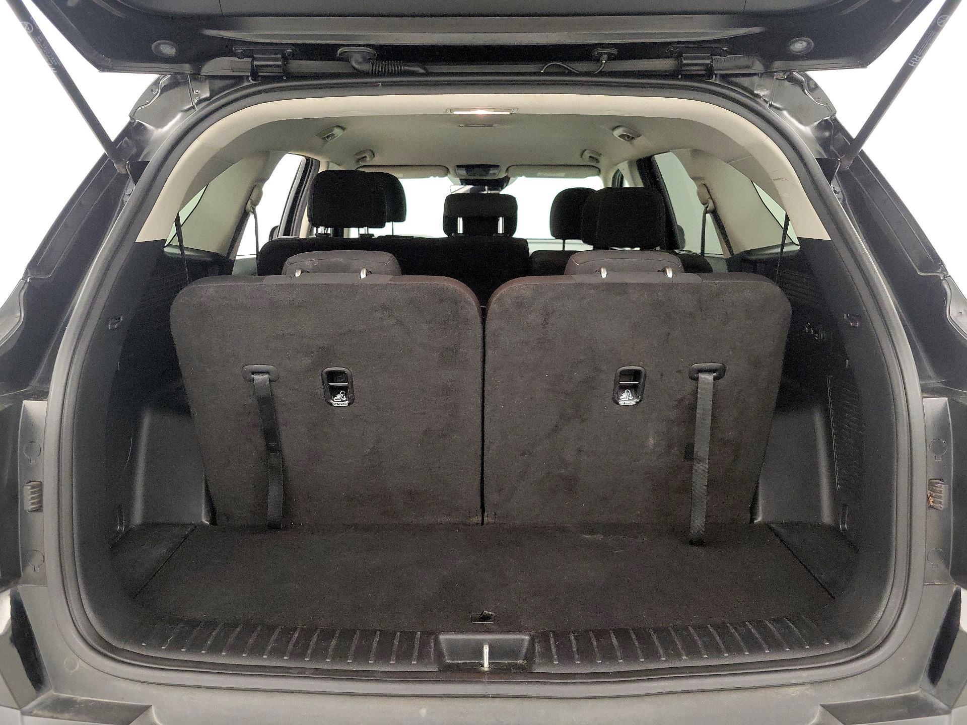 Thumbnail: 2023 Kia Sorento - 20